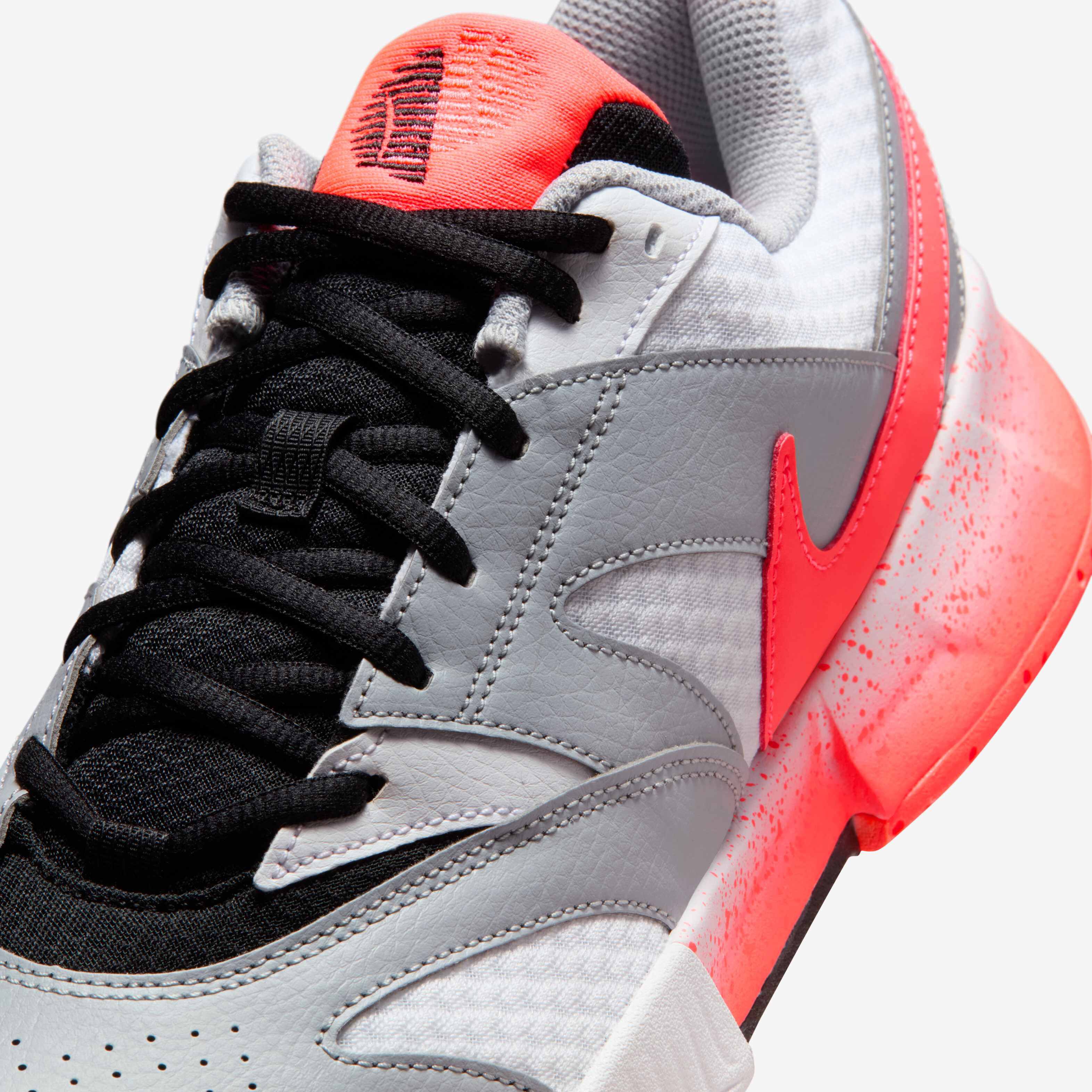 نايكي كورت لايت 4 image number 6