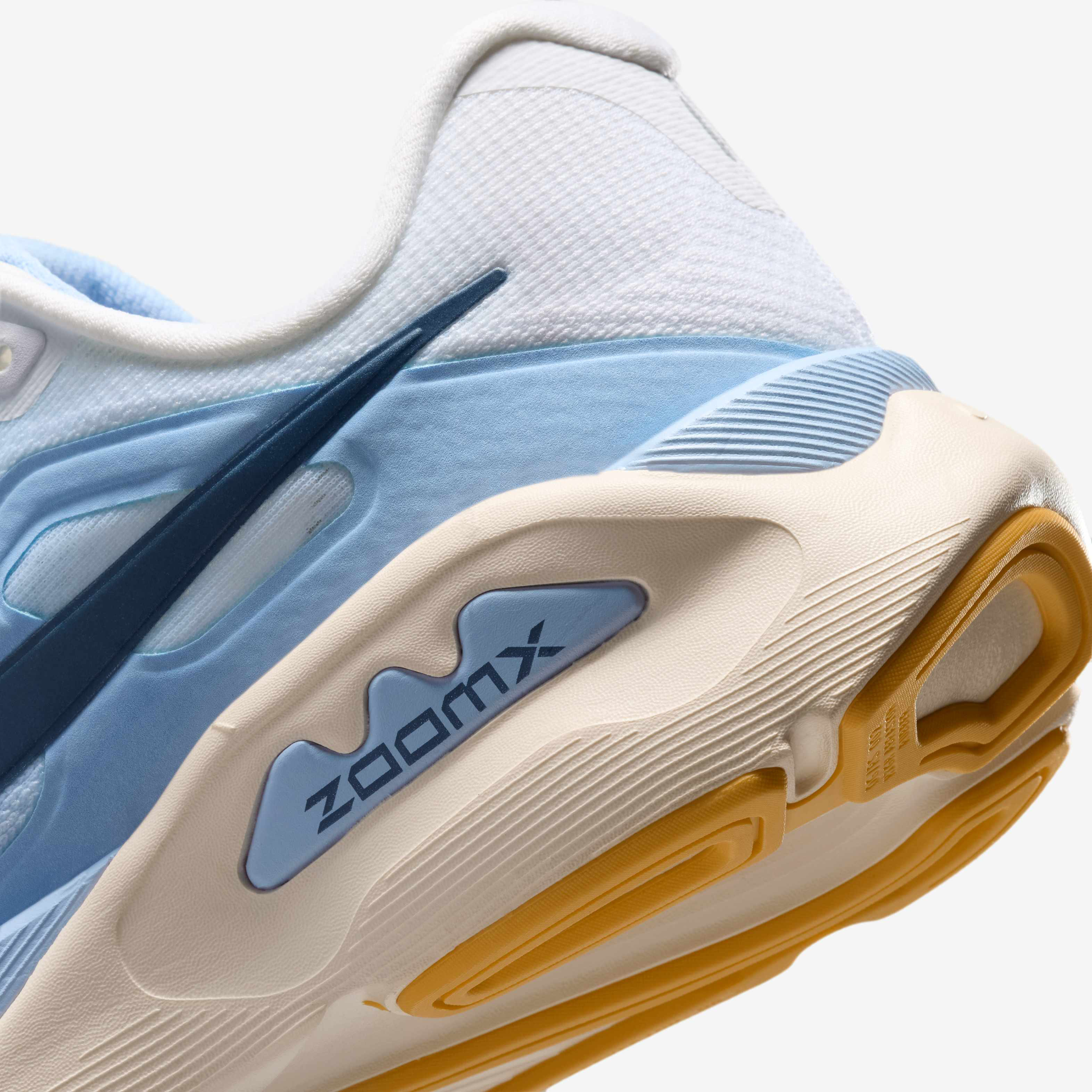 Nike Structure Plus image number 7