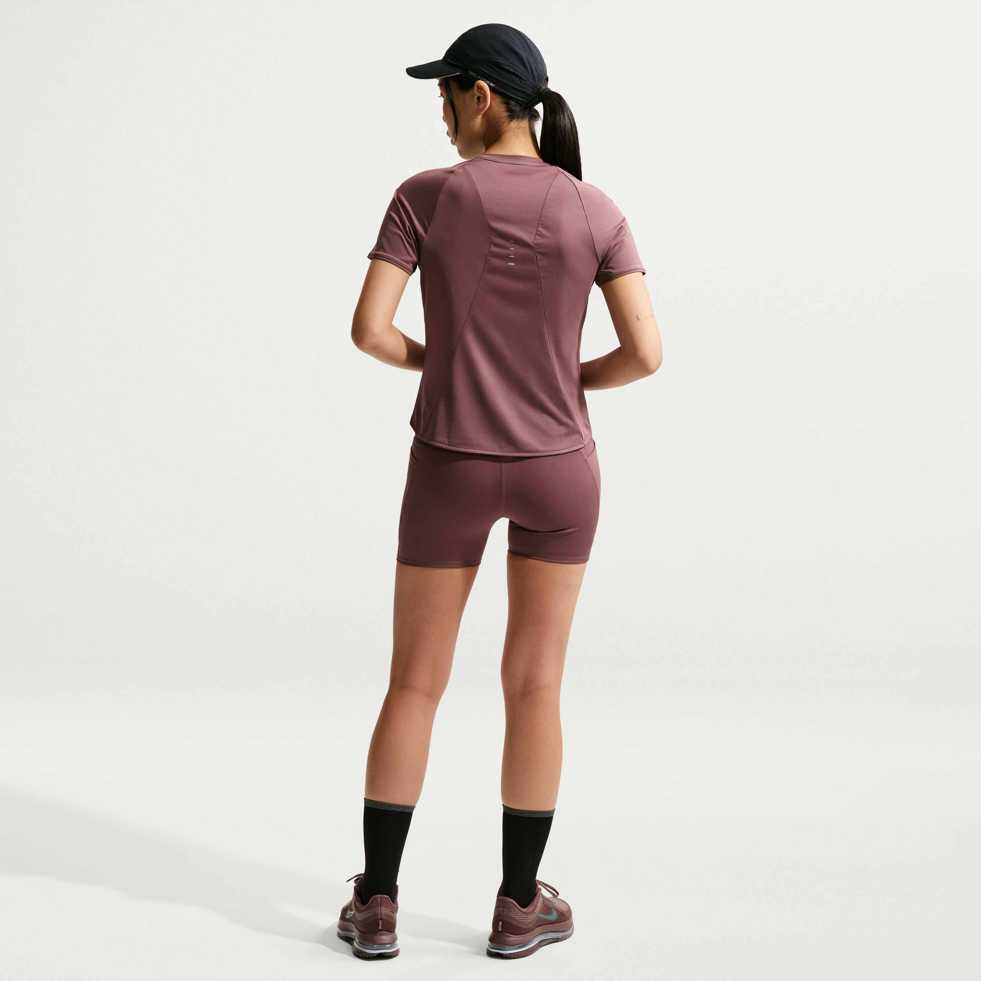 Nike Swift image number 4