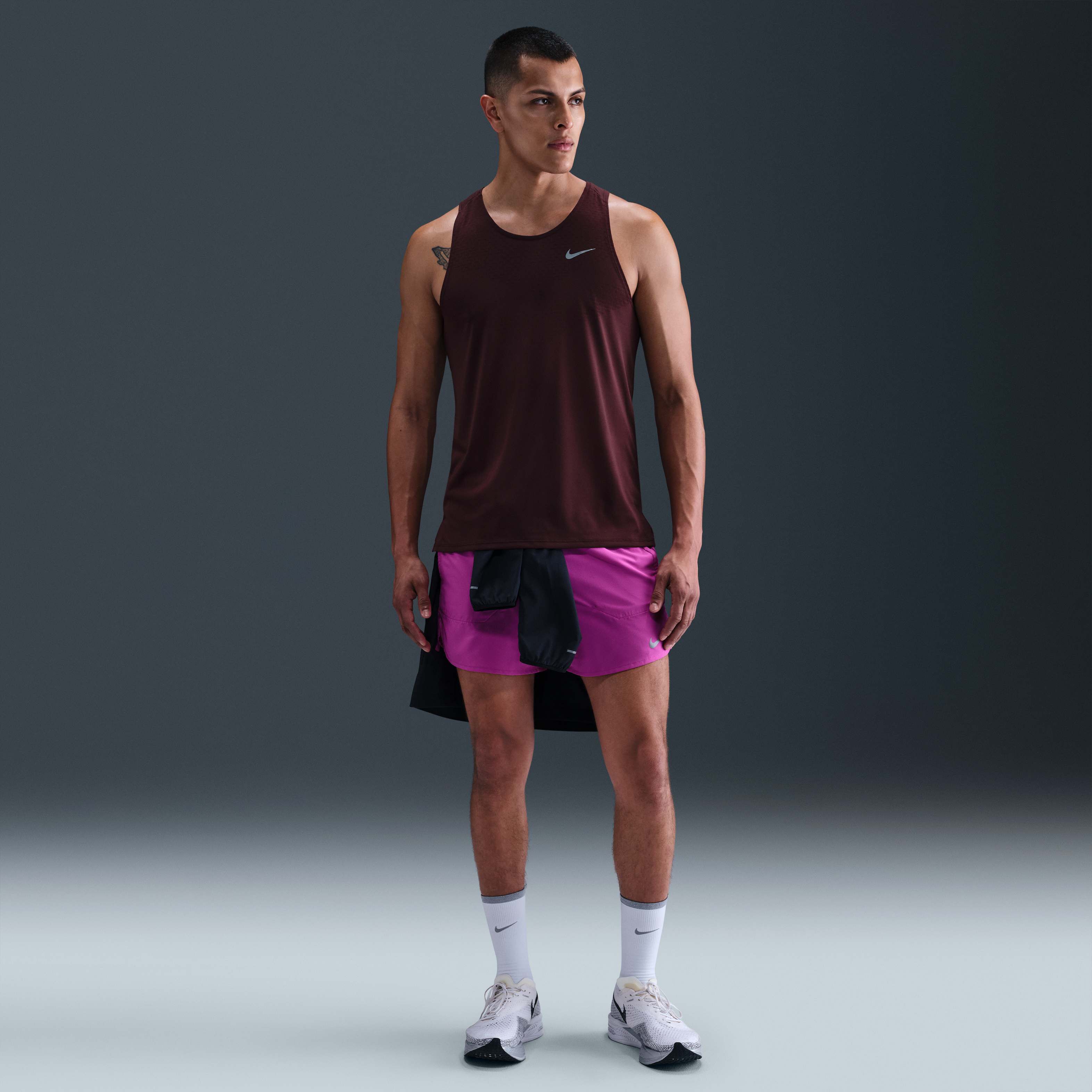 Nike Stride image number 3