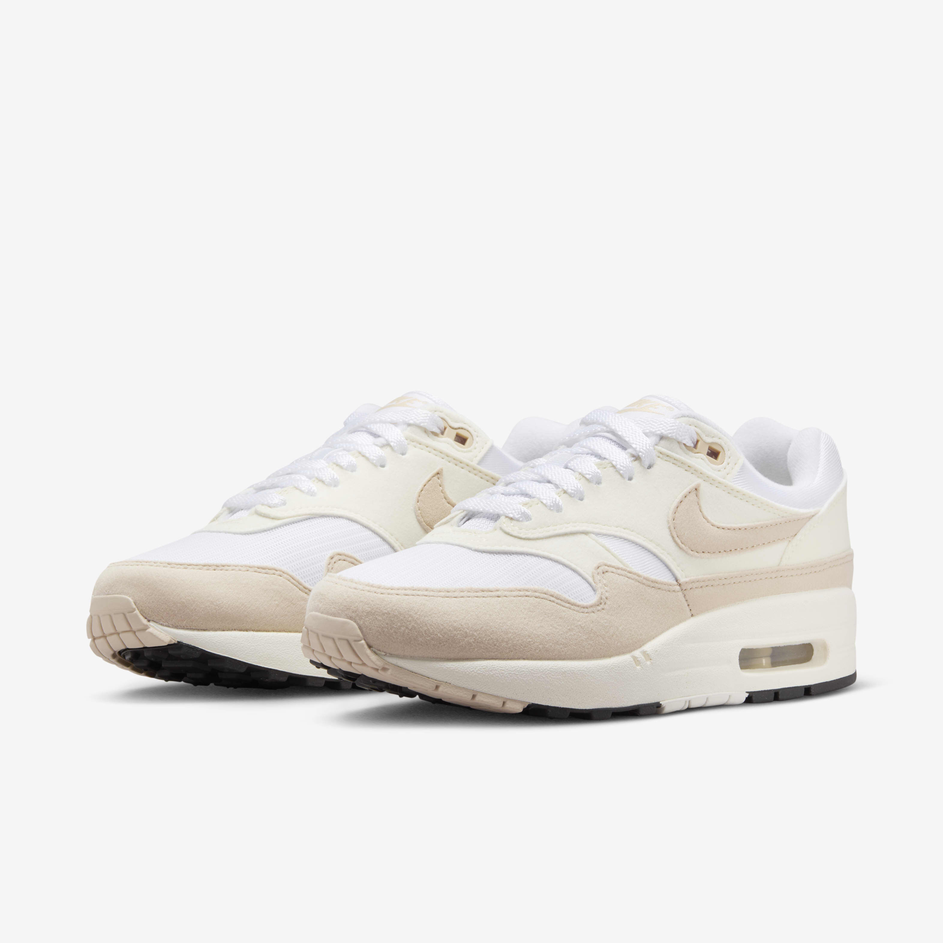 Nike Air Max 1 image number 4