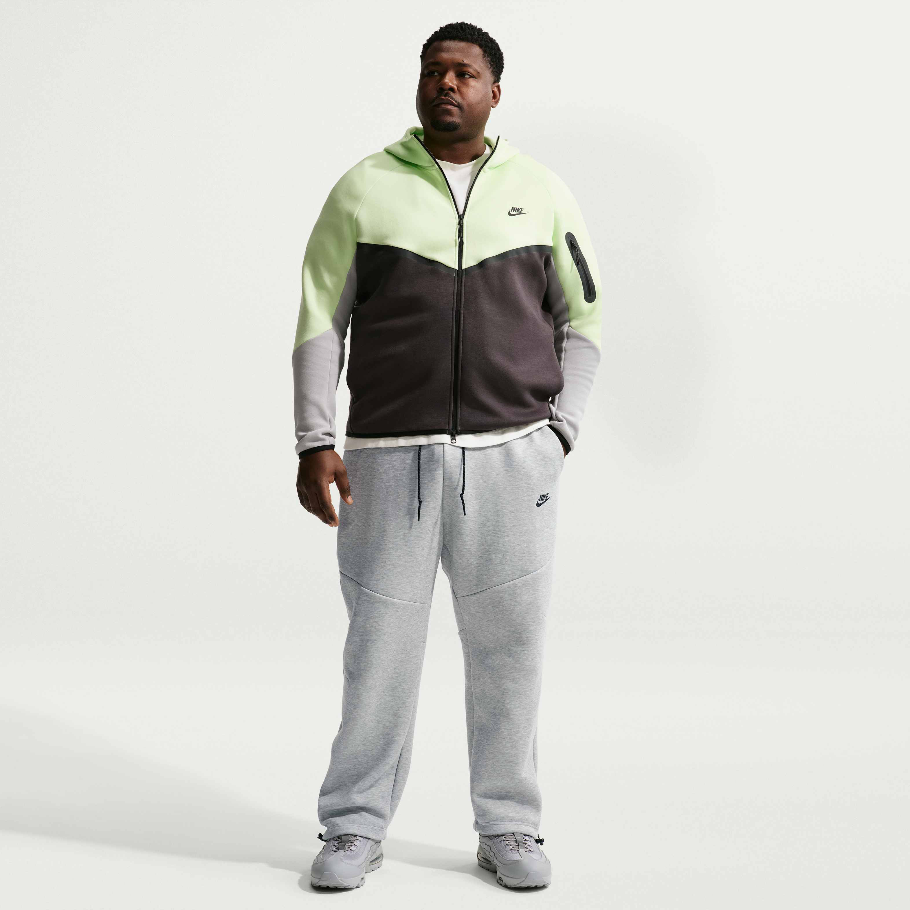 Nike Tech image number 6