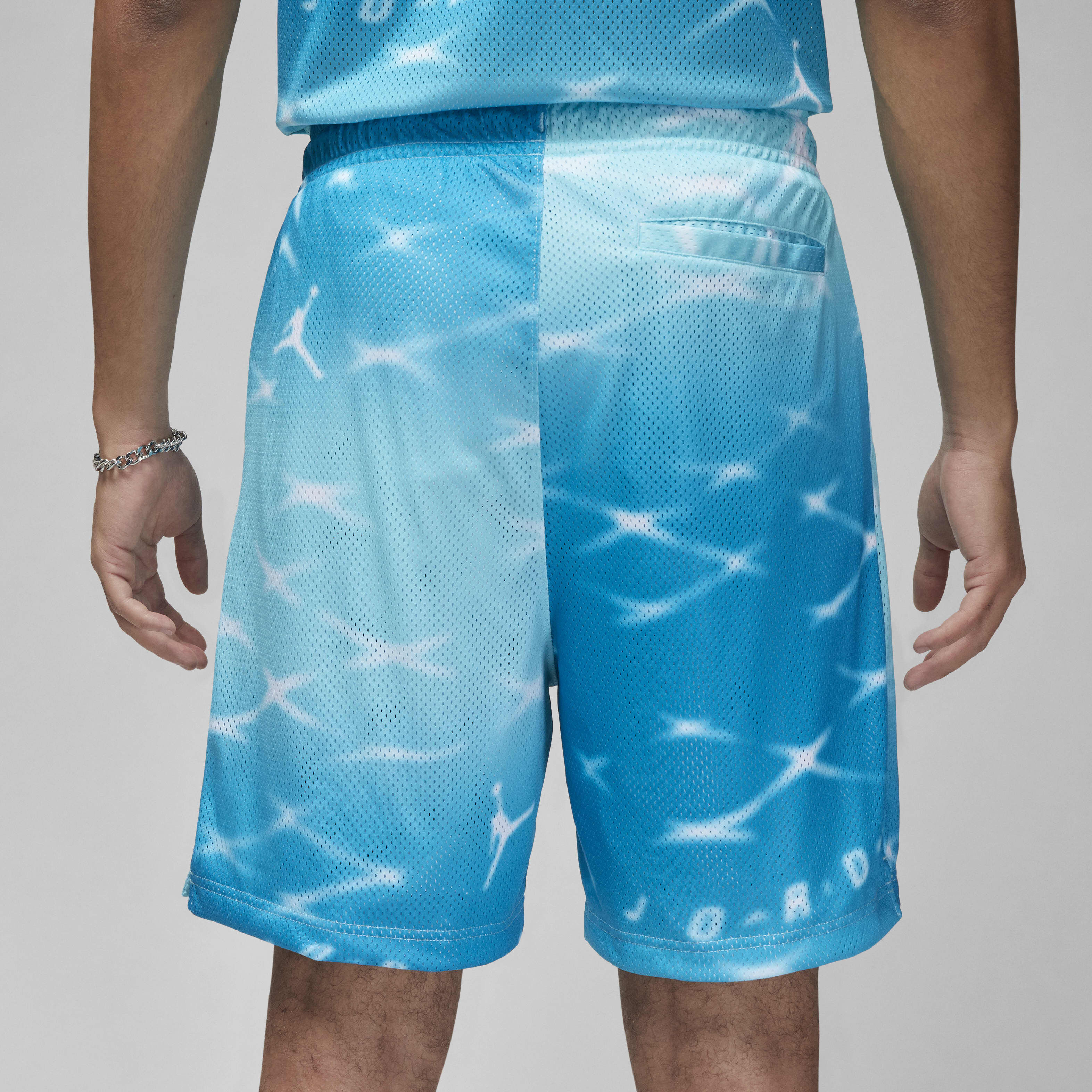 Jordan Essentials image number 2