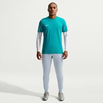 Nike Strike