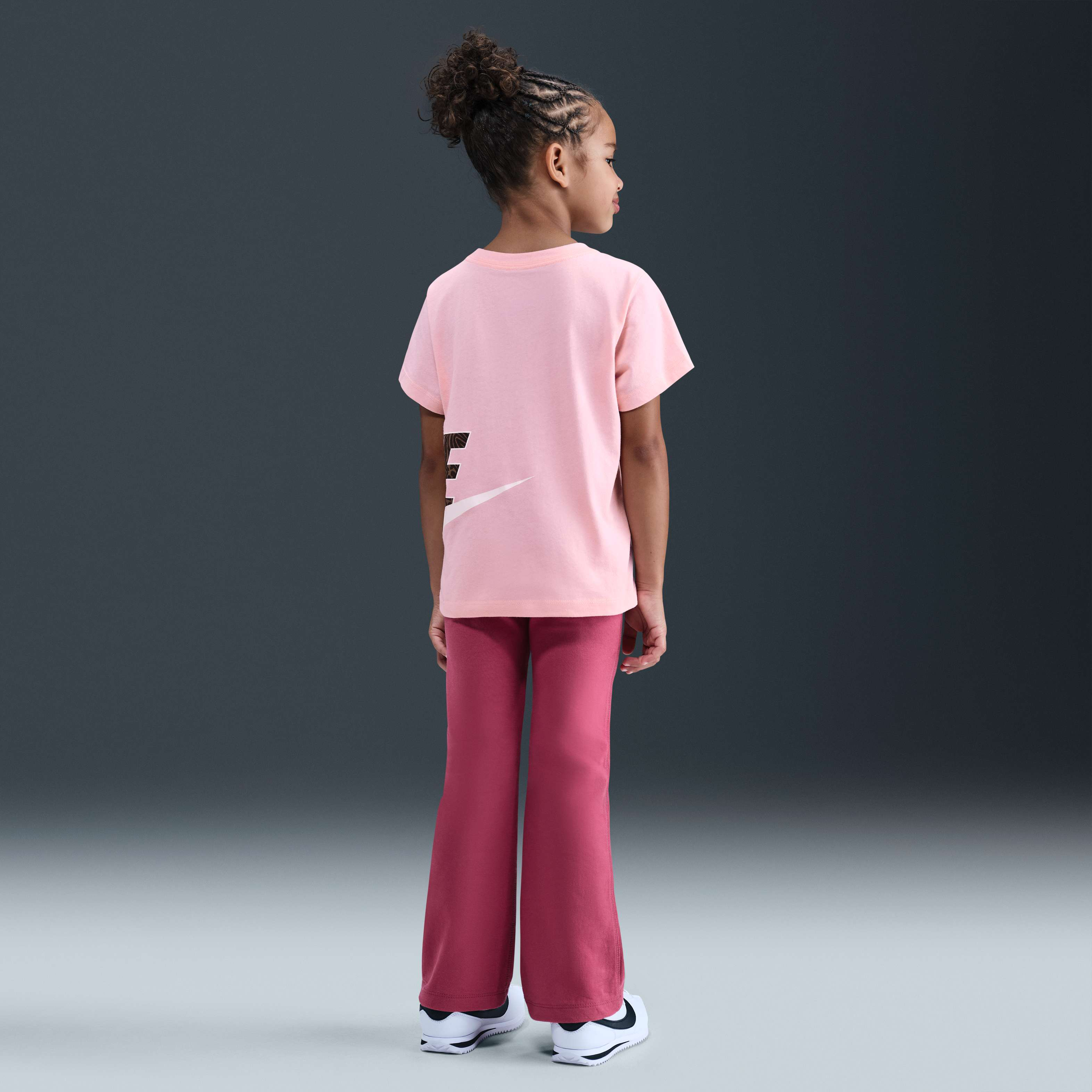 Nike Wild Warmth image number 4