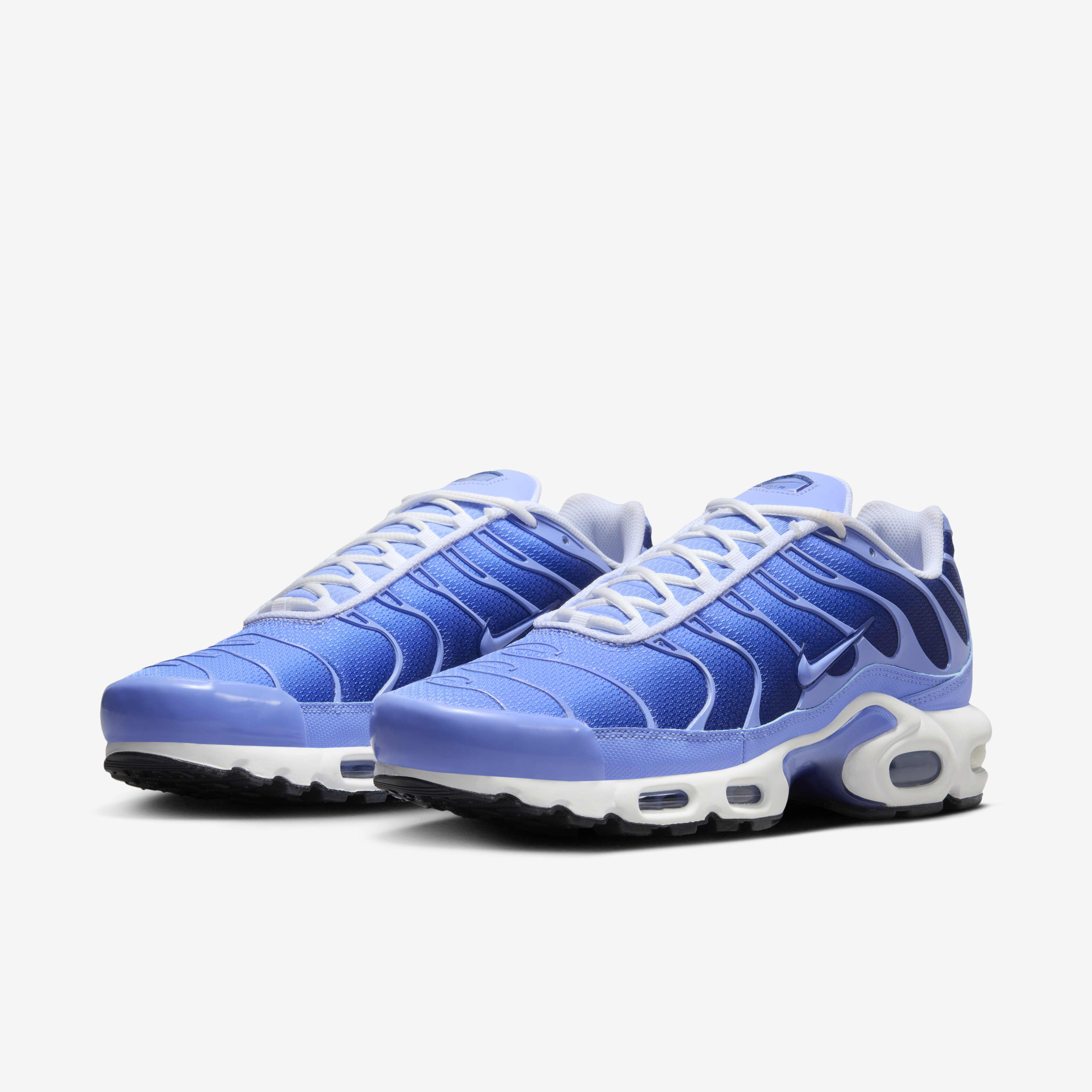 Nike Air Max Plus image number 4
