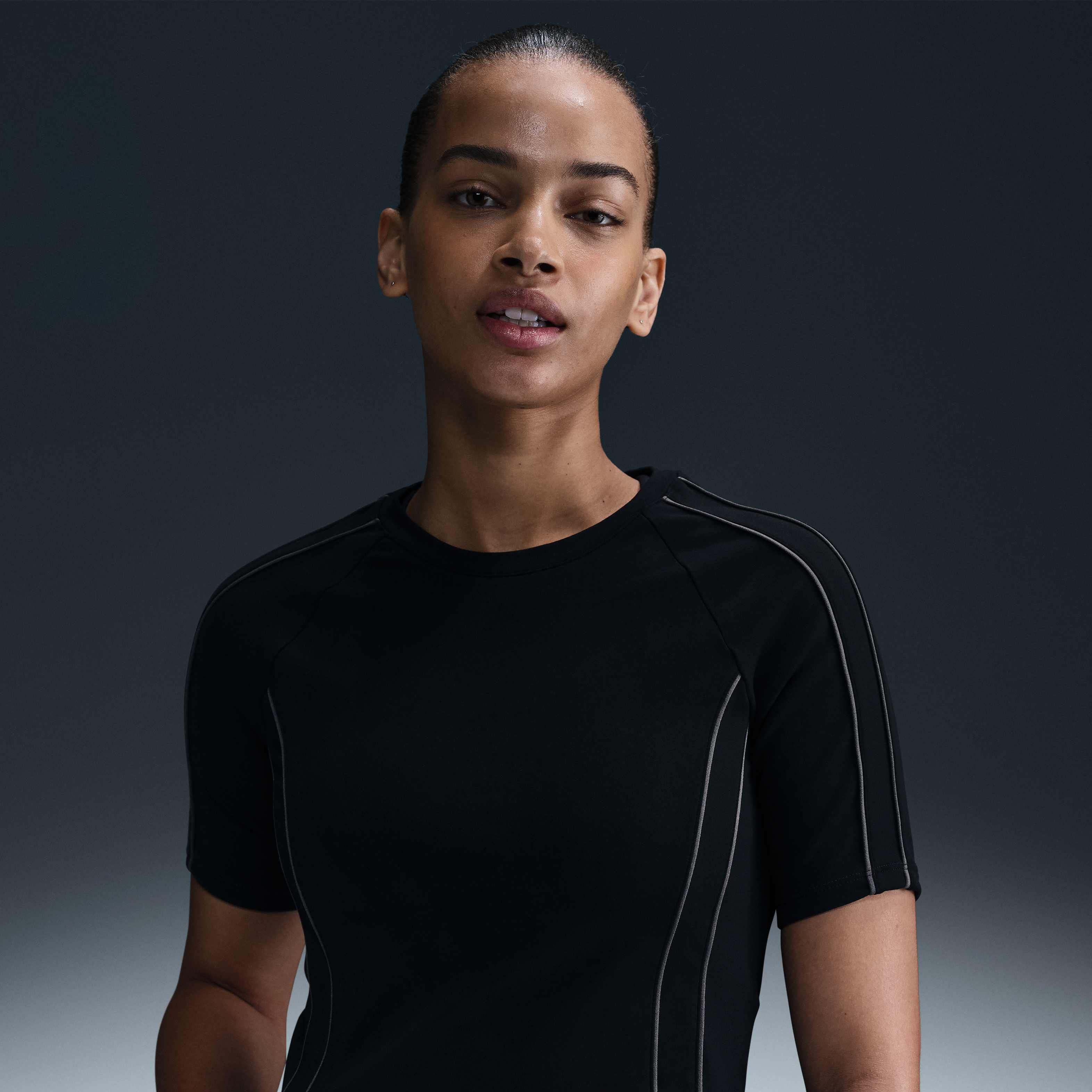 نايكي ون فيتد image number 0