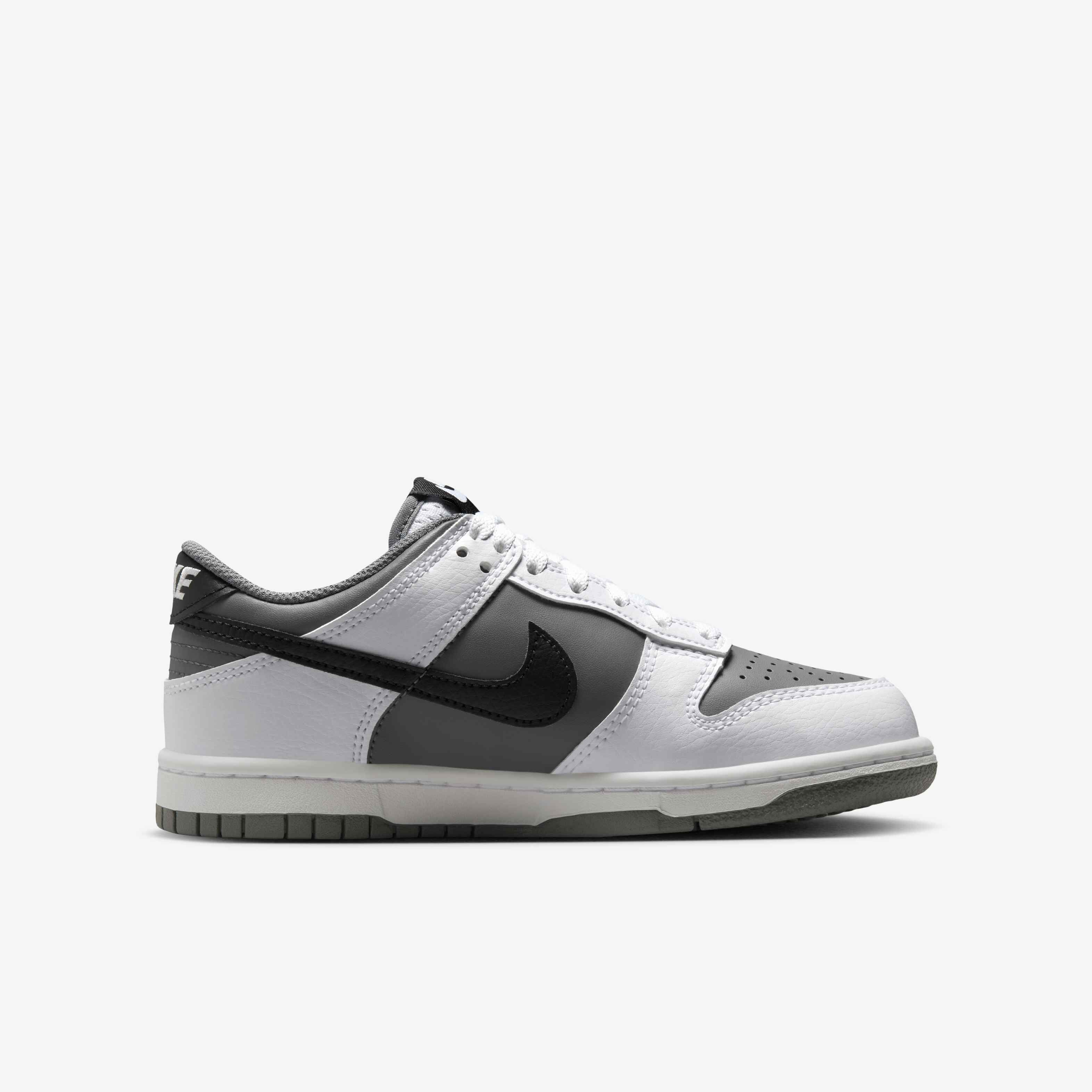 Nike Dunk Low image number 2
