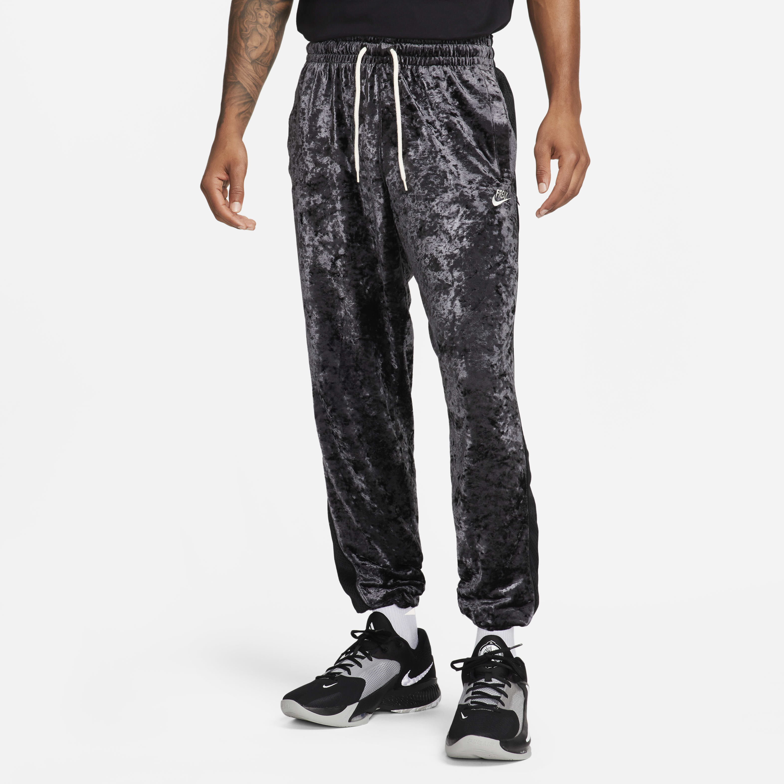 Nike velour trousers outlet
