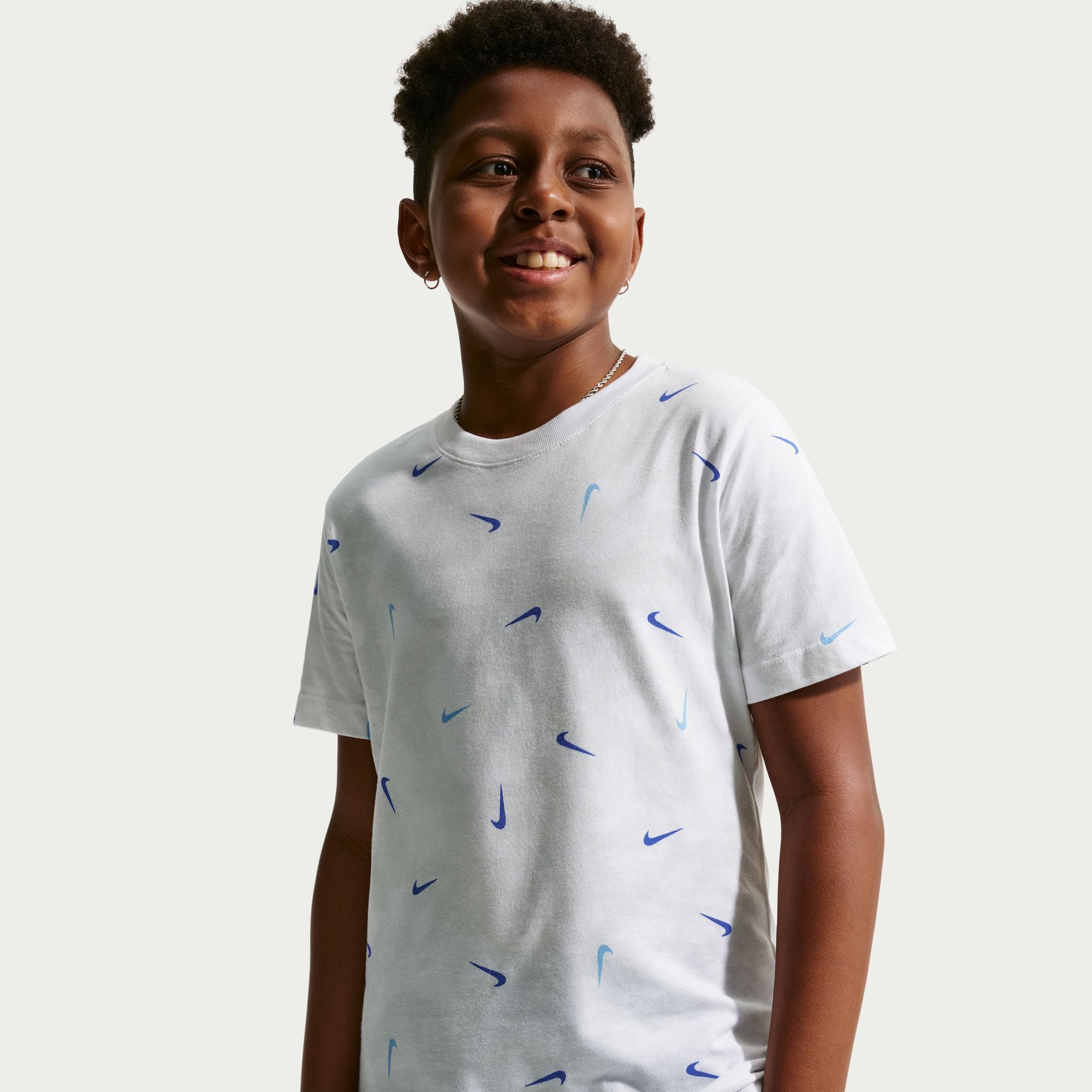 Nike Sportswear image number 2