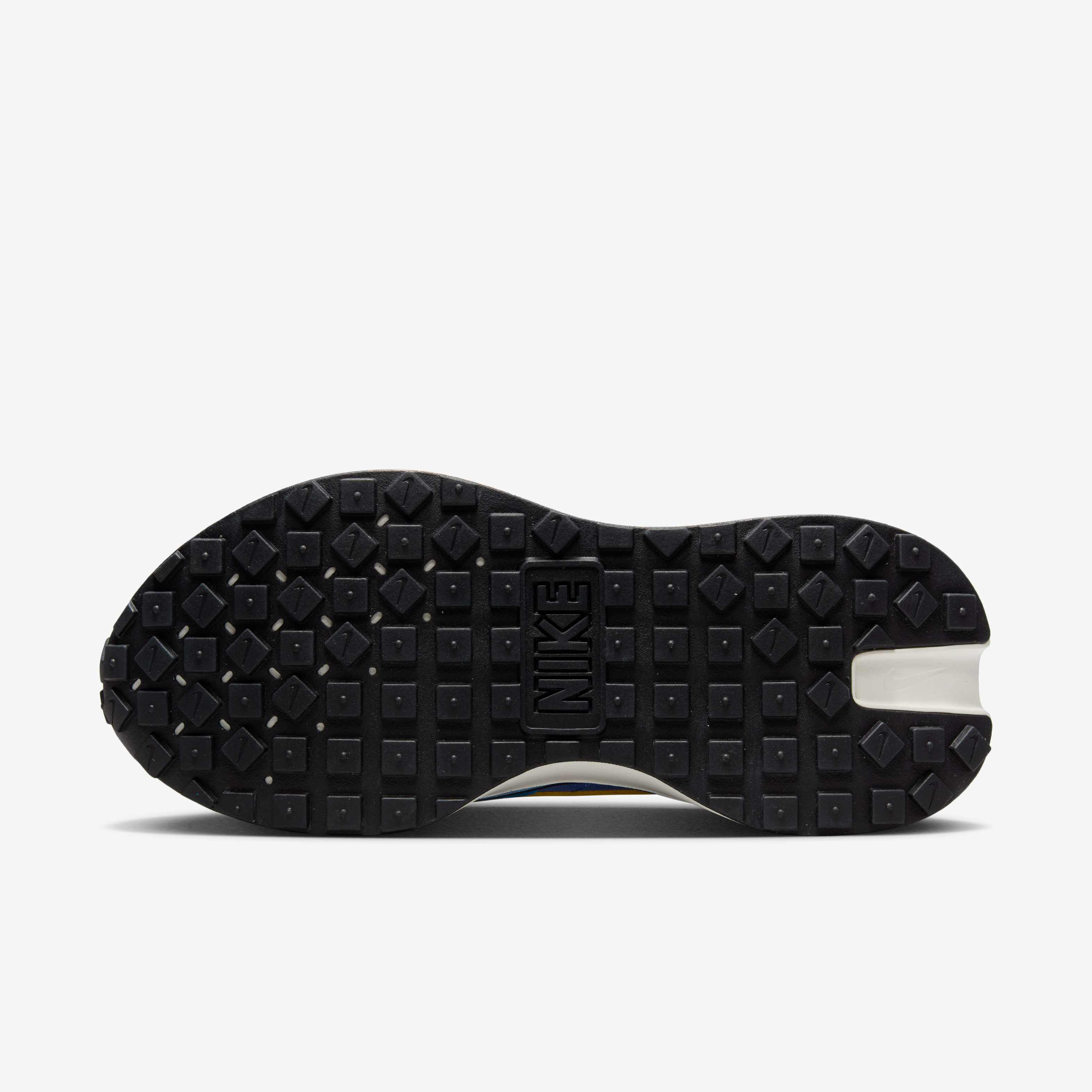 Nike Phoenix Waffle image number 1