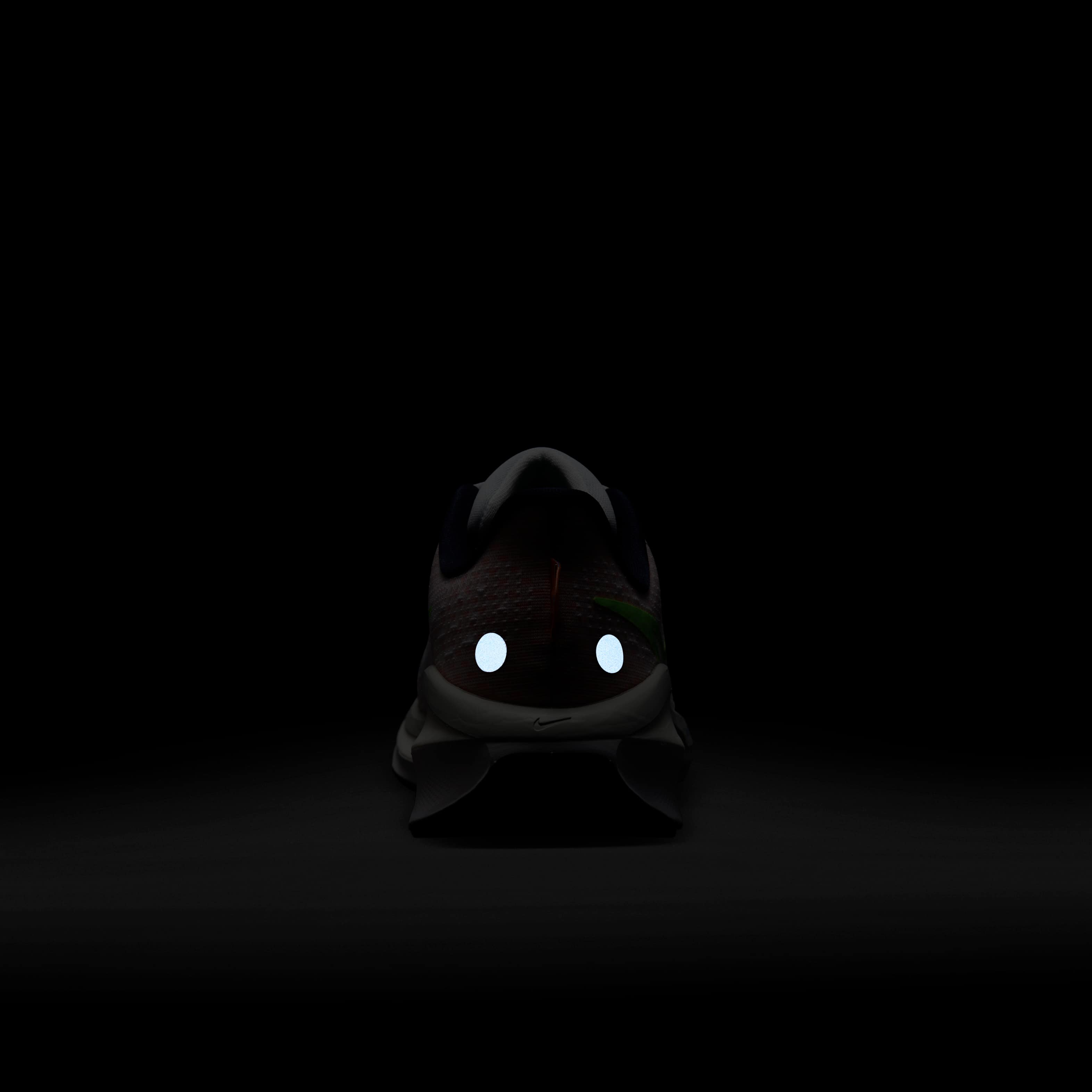 Nike Vomero 17 image number 9