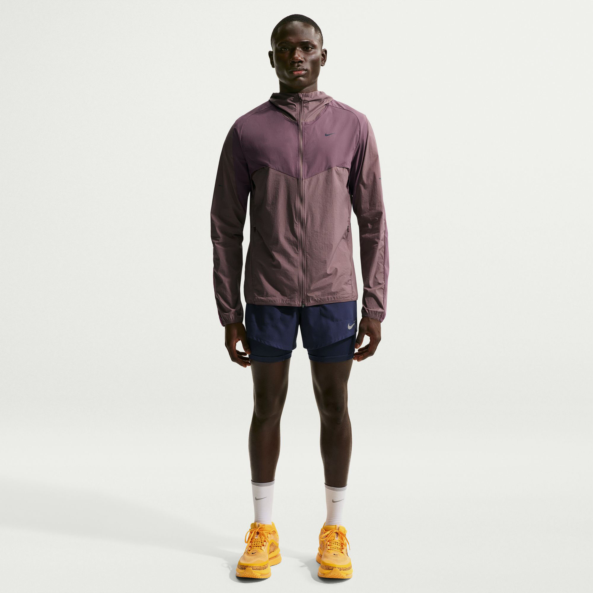 Nike Stride image number 0