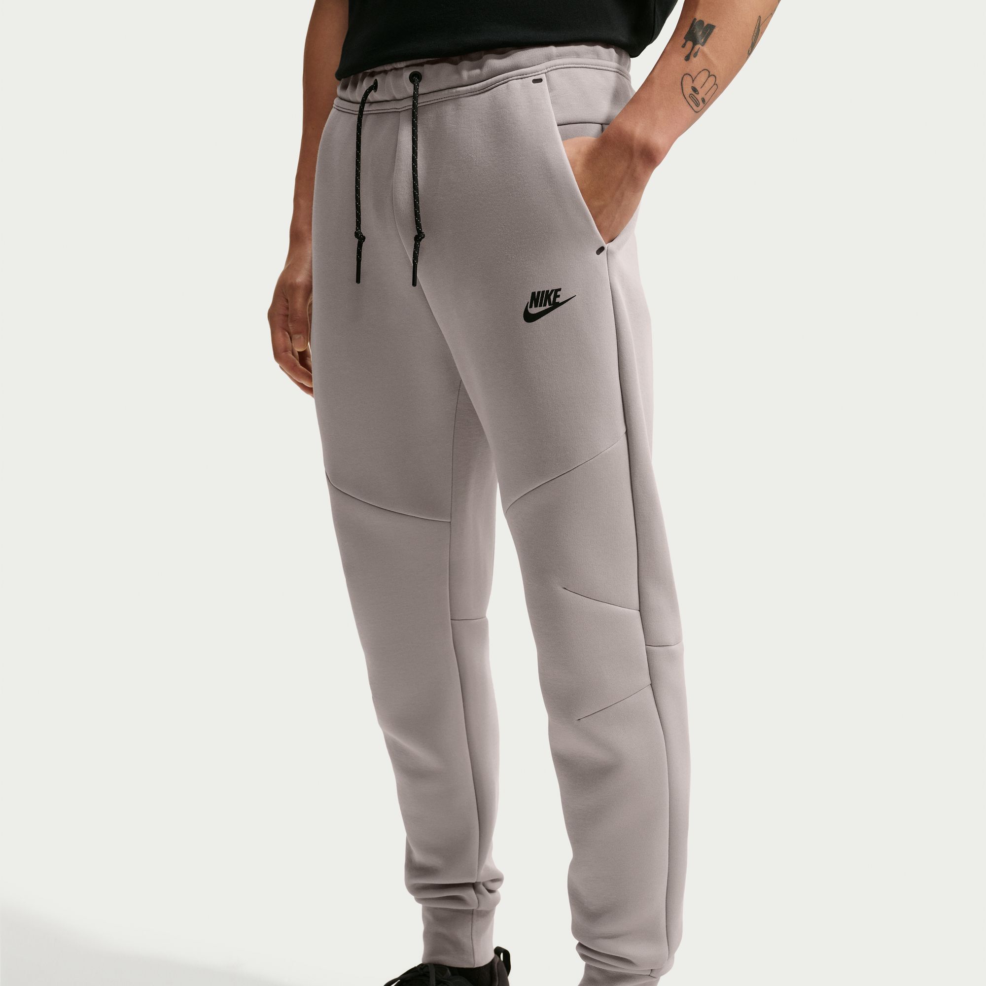 Nike Tech image number 2
