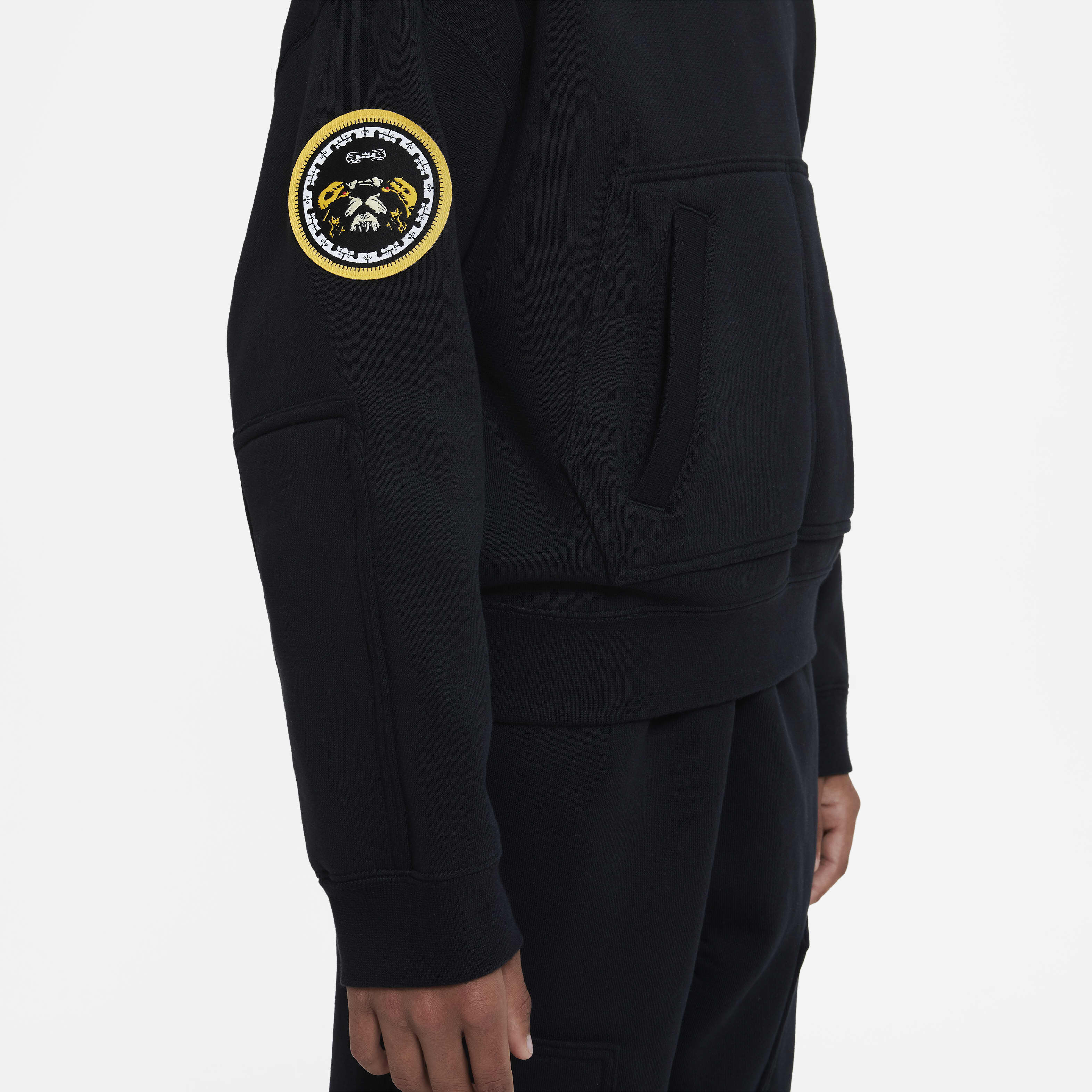 ليبرون image number 4