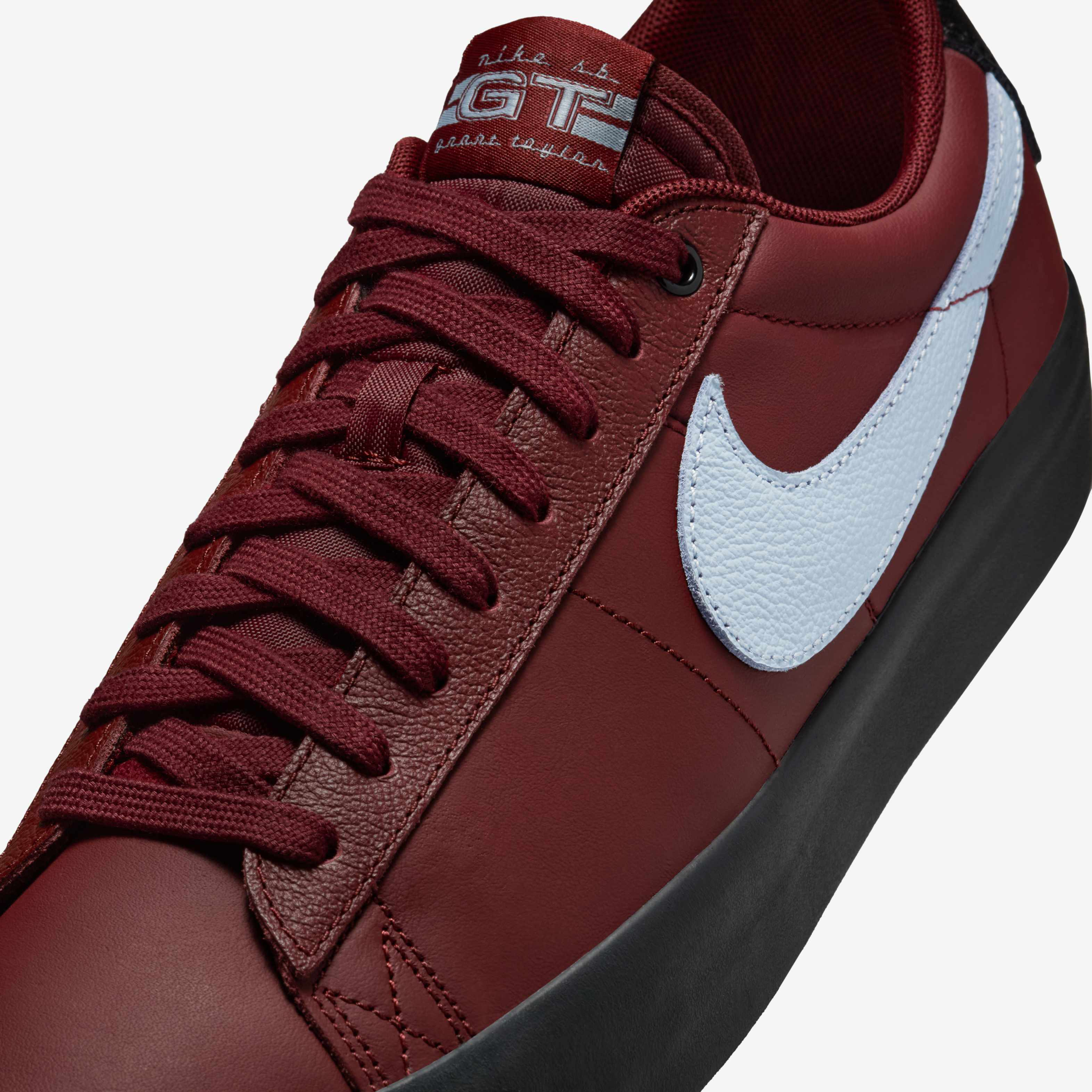 Nike SB Blazer Low Pro GT image number 6