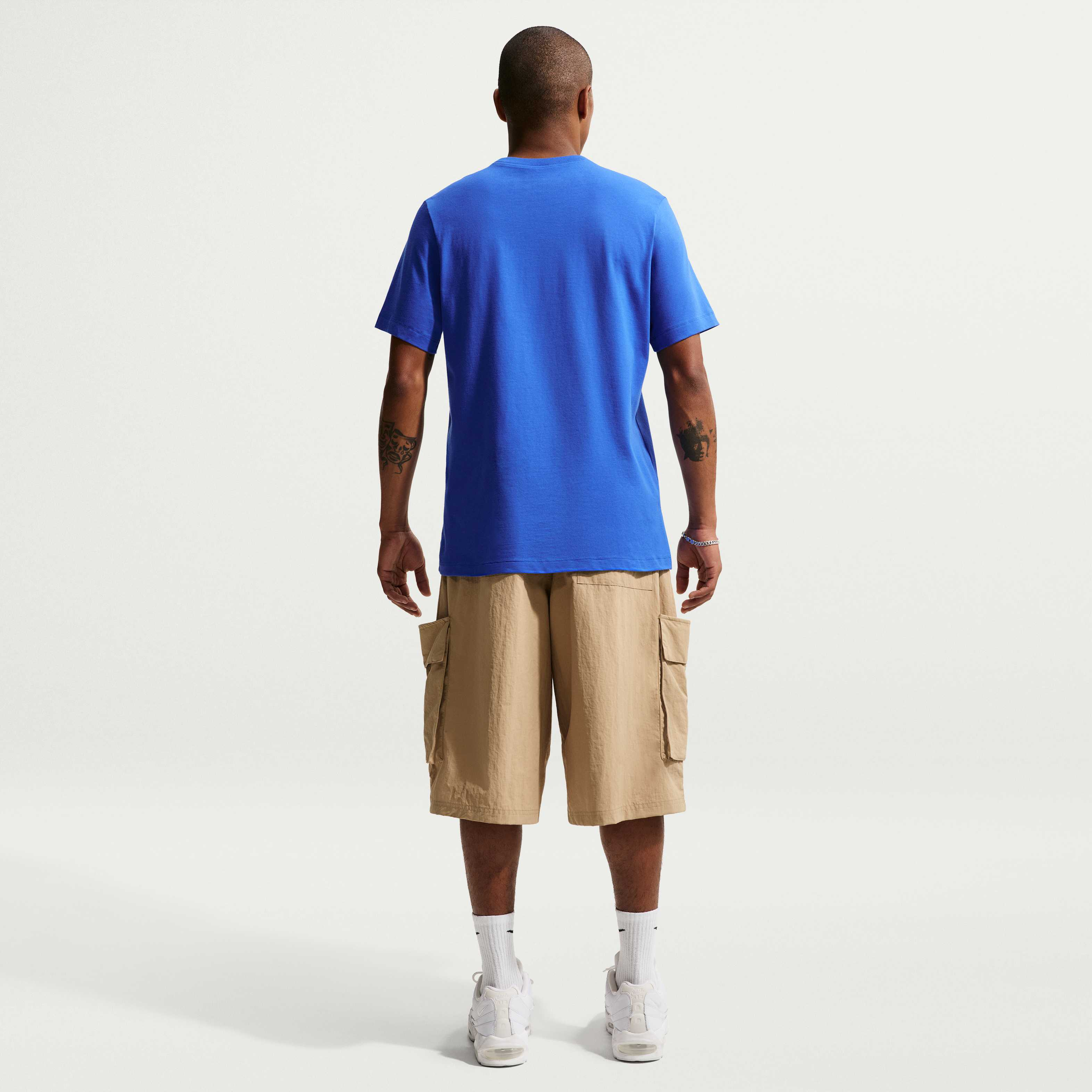 Sportswear Club Tee image number 4