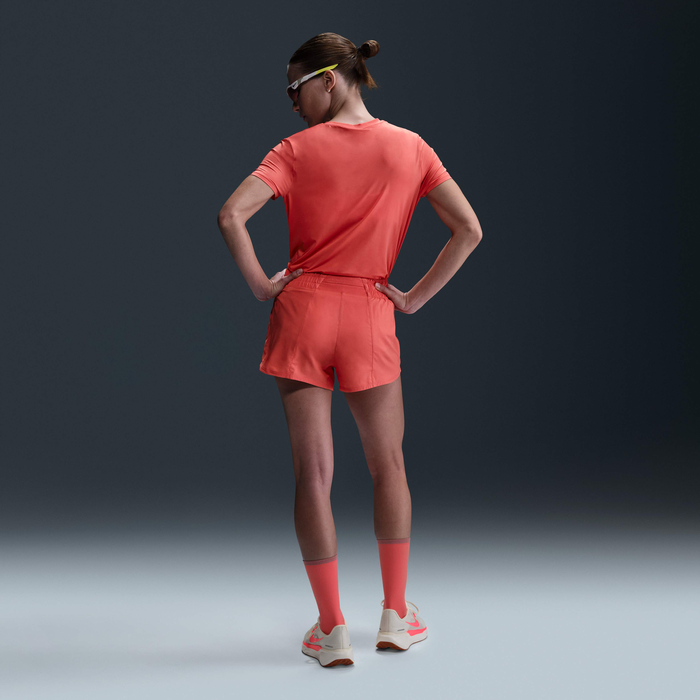 Nike One image number 3 Nike One image number 3