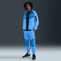 Nike Tech