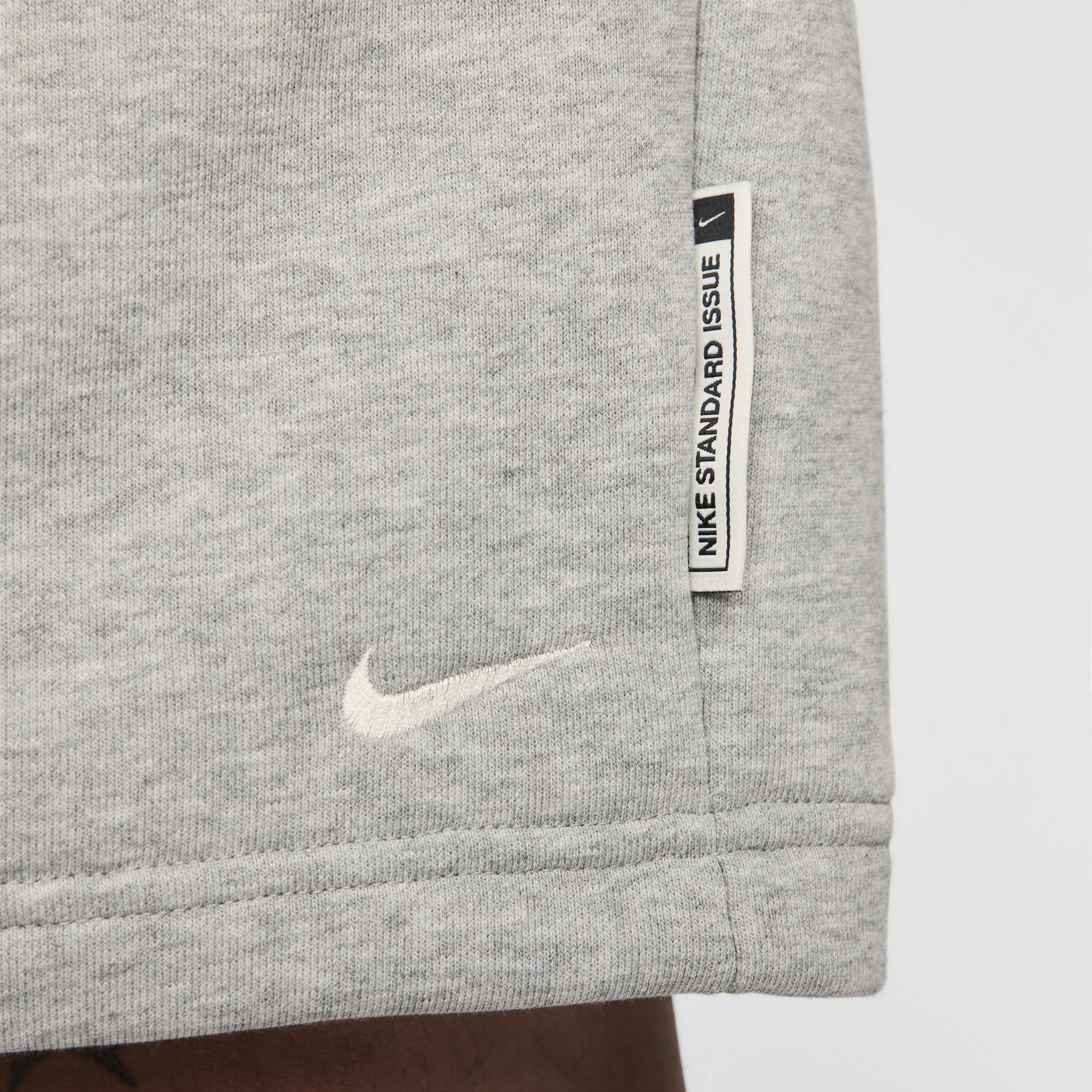 Nike Standard Issue image number 6