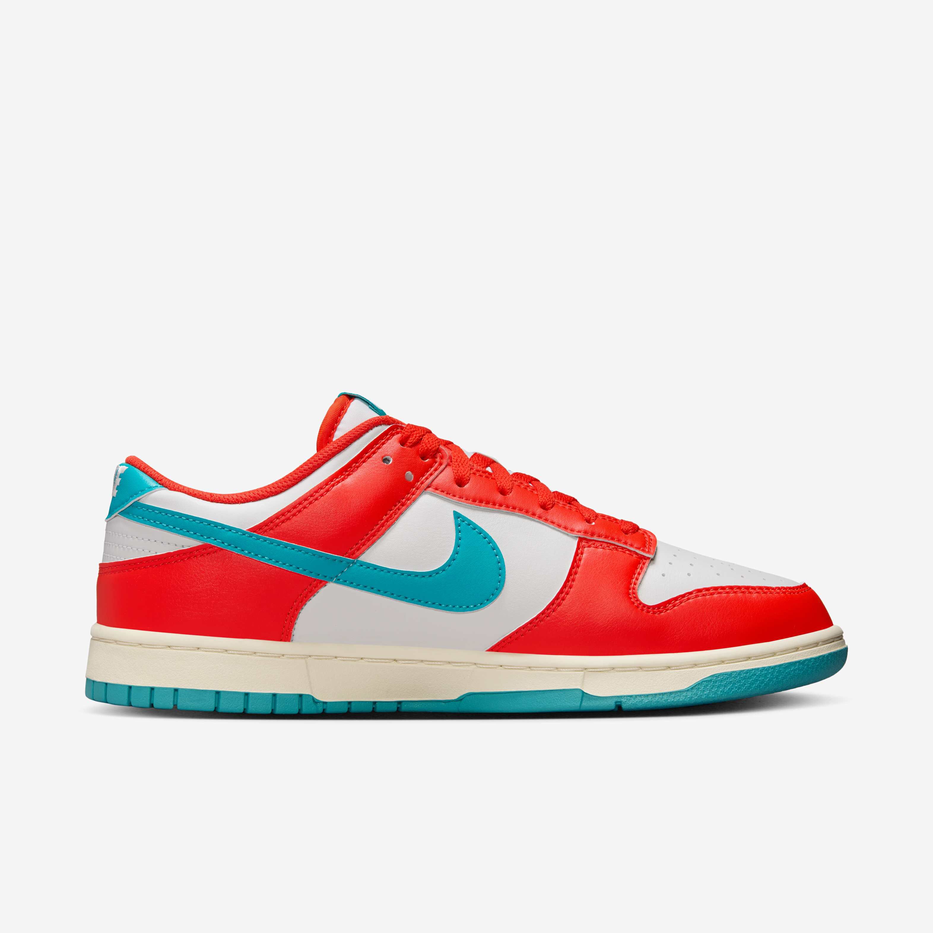 Nike Dunk Low Retro image number 2