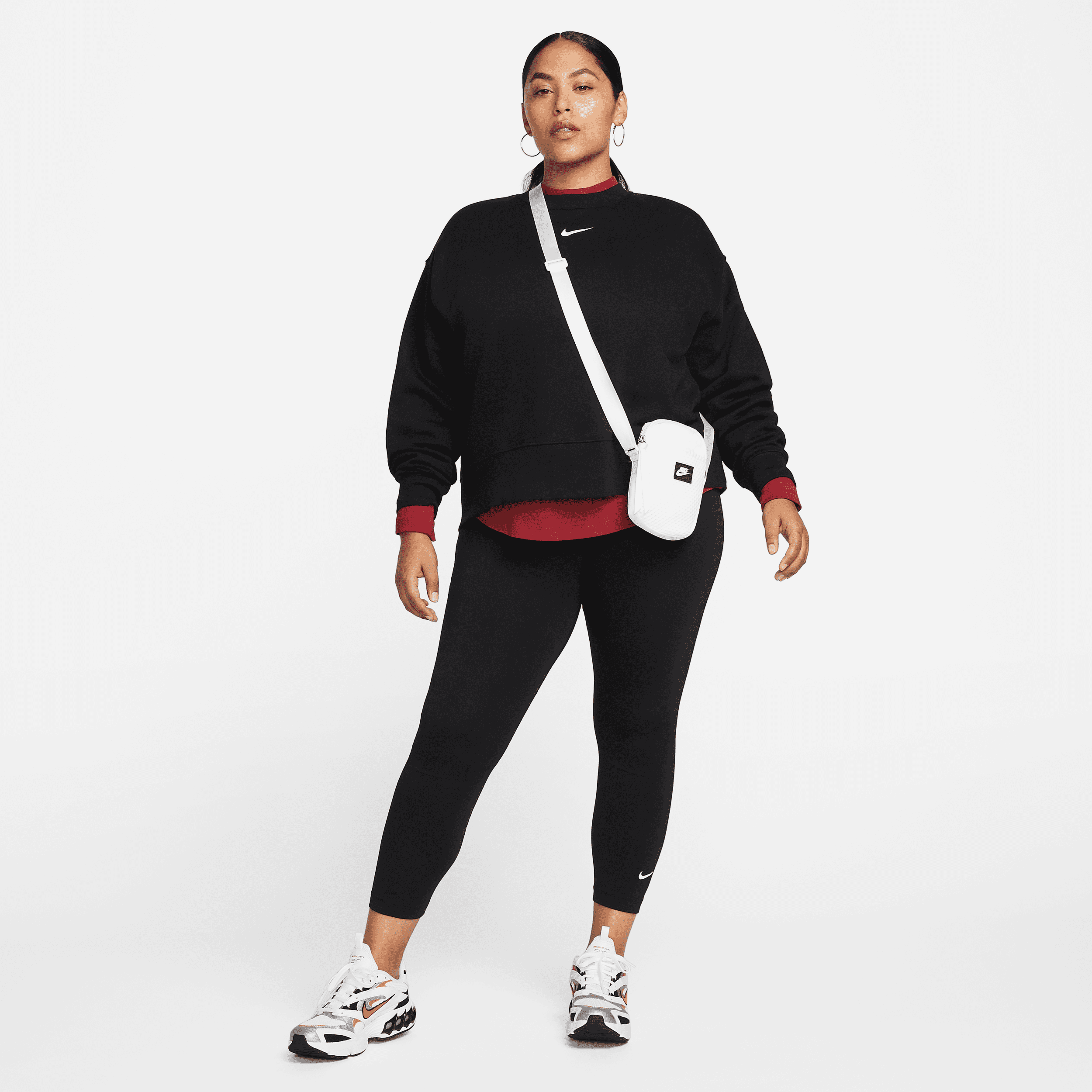 نايكي سبورتسوير ايسنشال image number 3