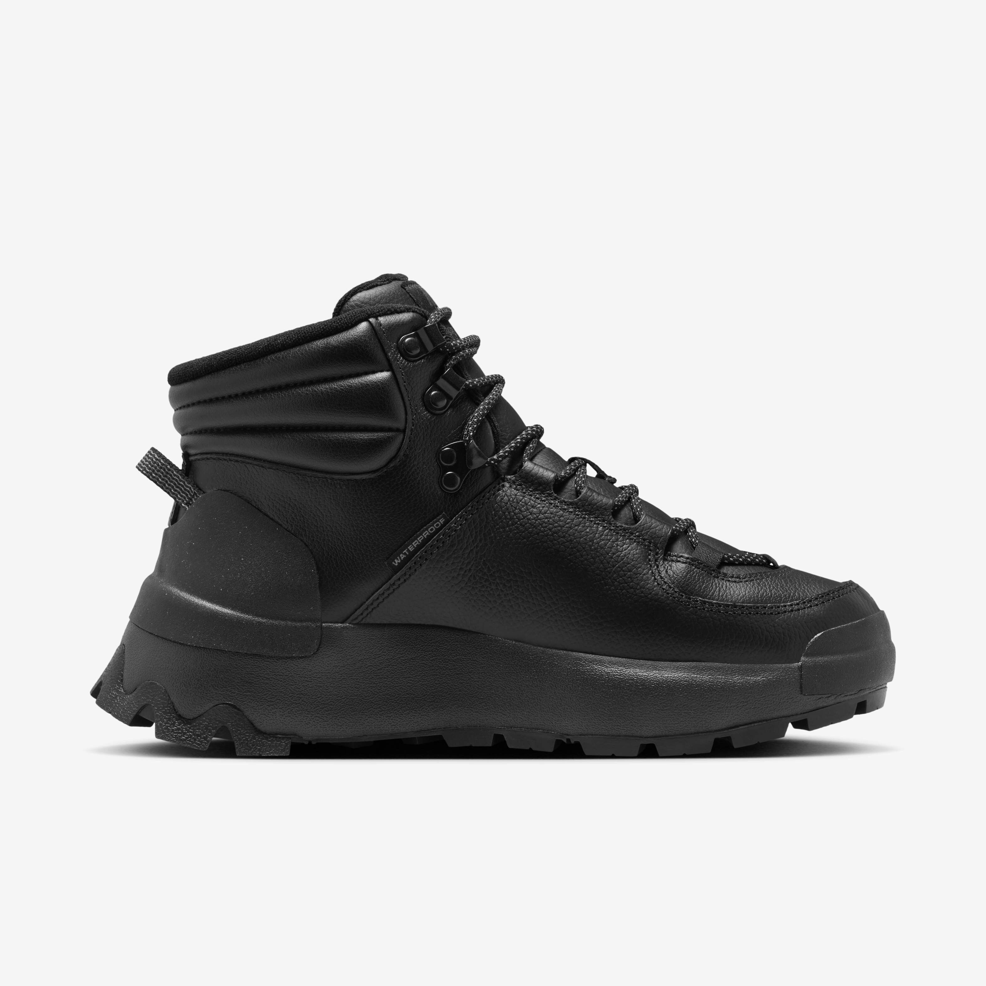 Nike waterproof boots 2025