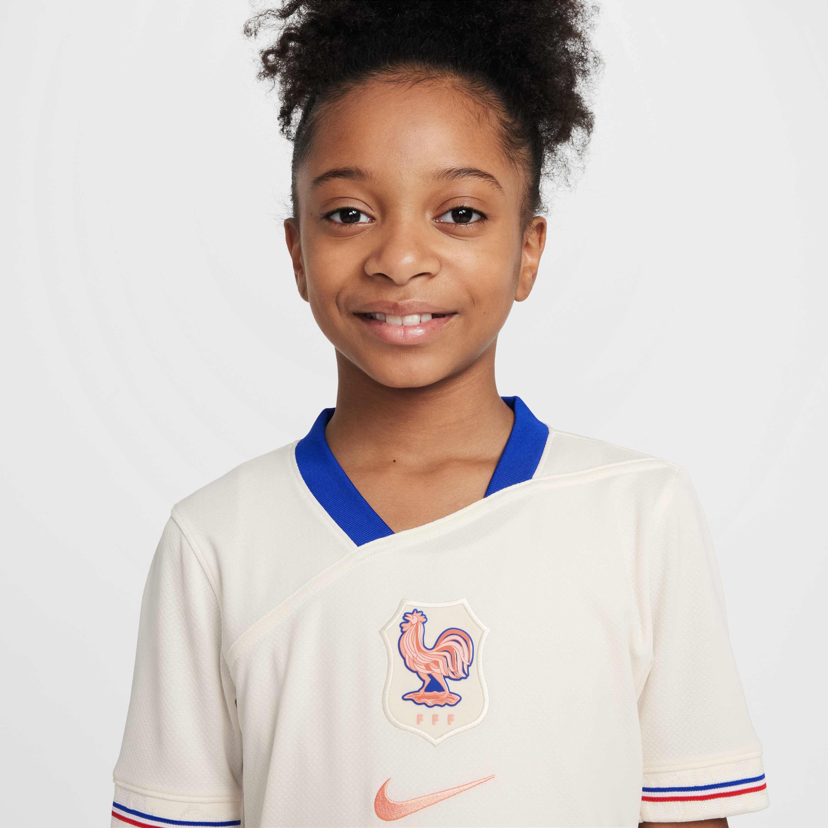 FFF 2025 Stadium Away (Women's Team) image number 2
