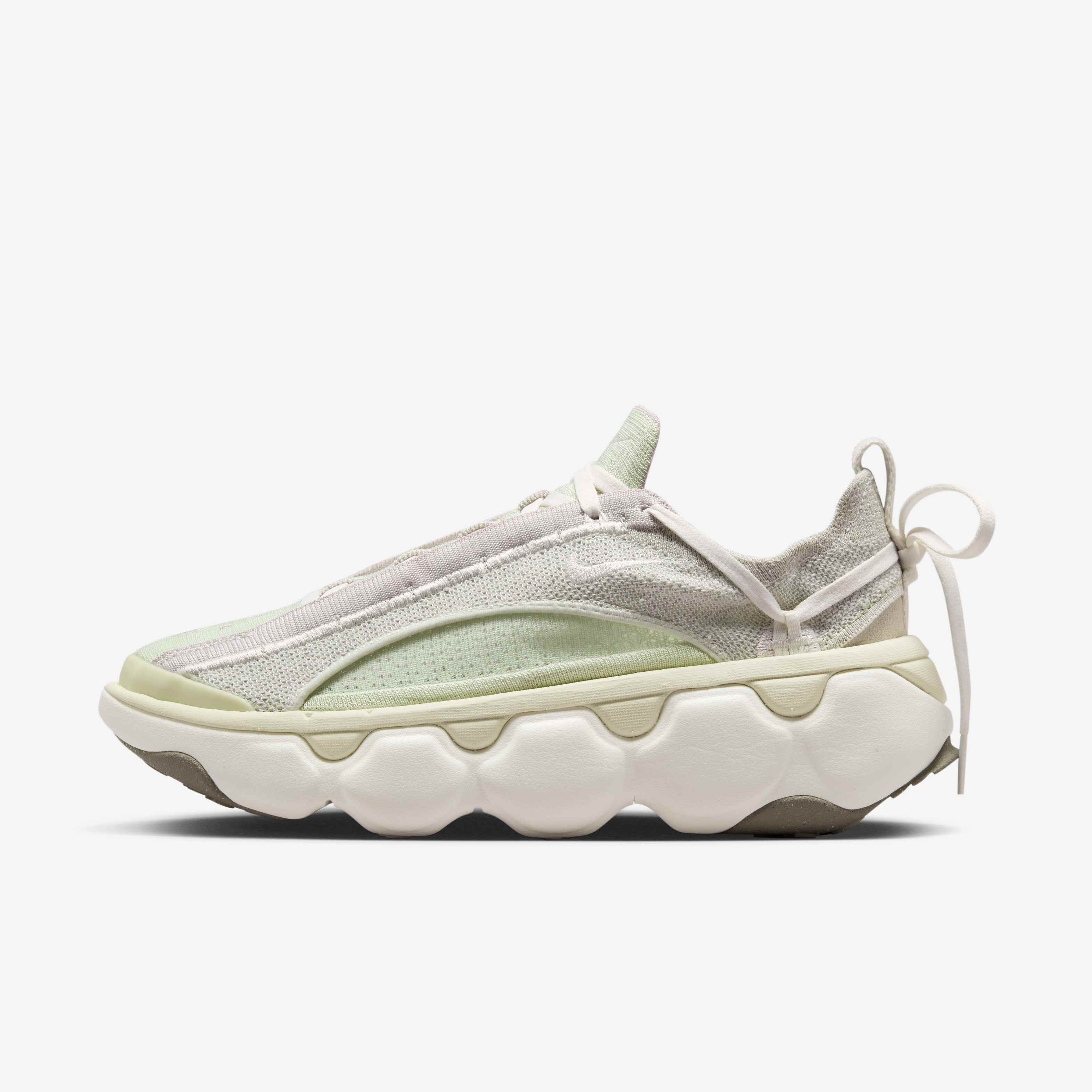 Nike Flyknit Bloom image number 0