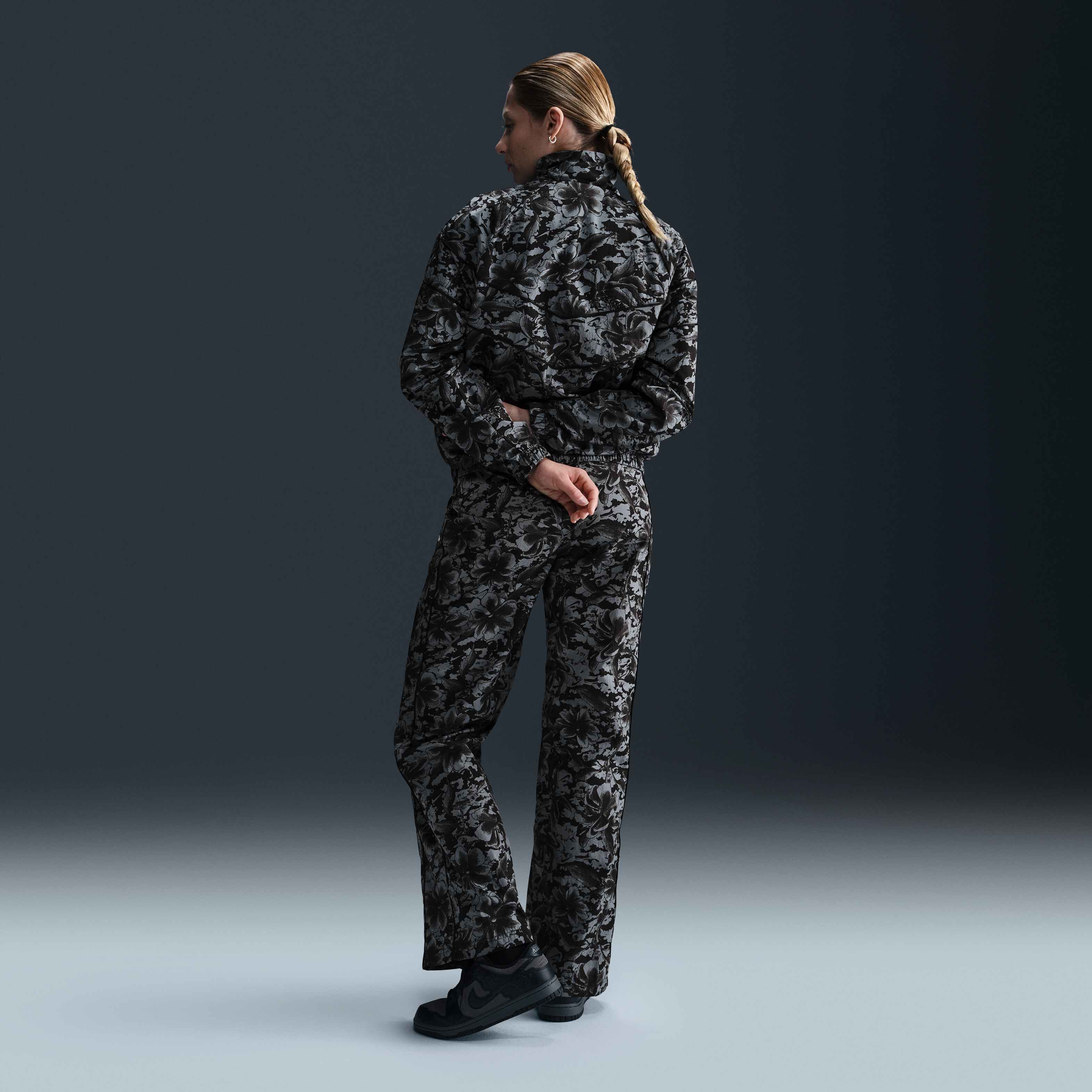 Nike Sportswear Windrunner image number 4