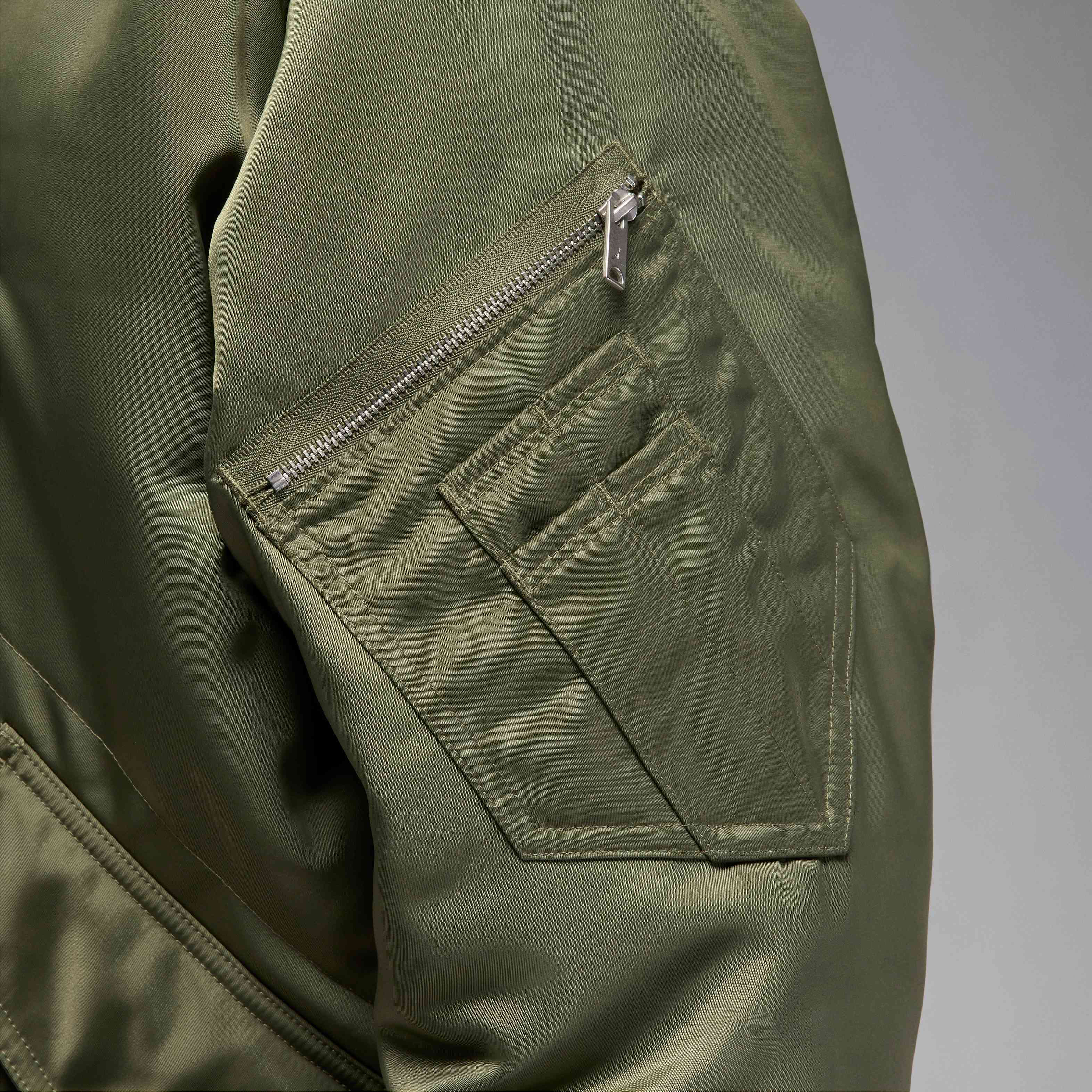 جوردن رينيجيد فلايت image number 4