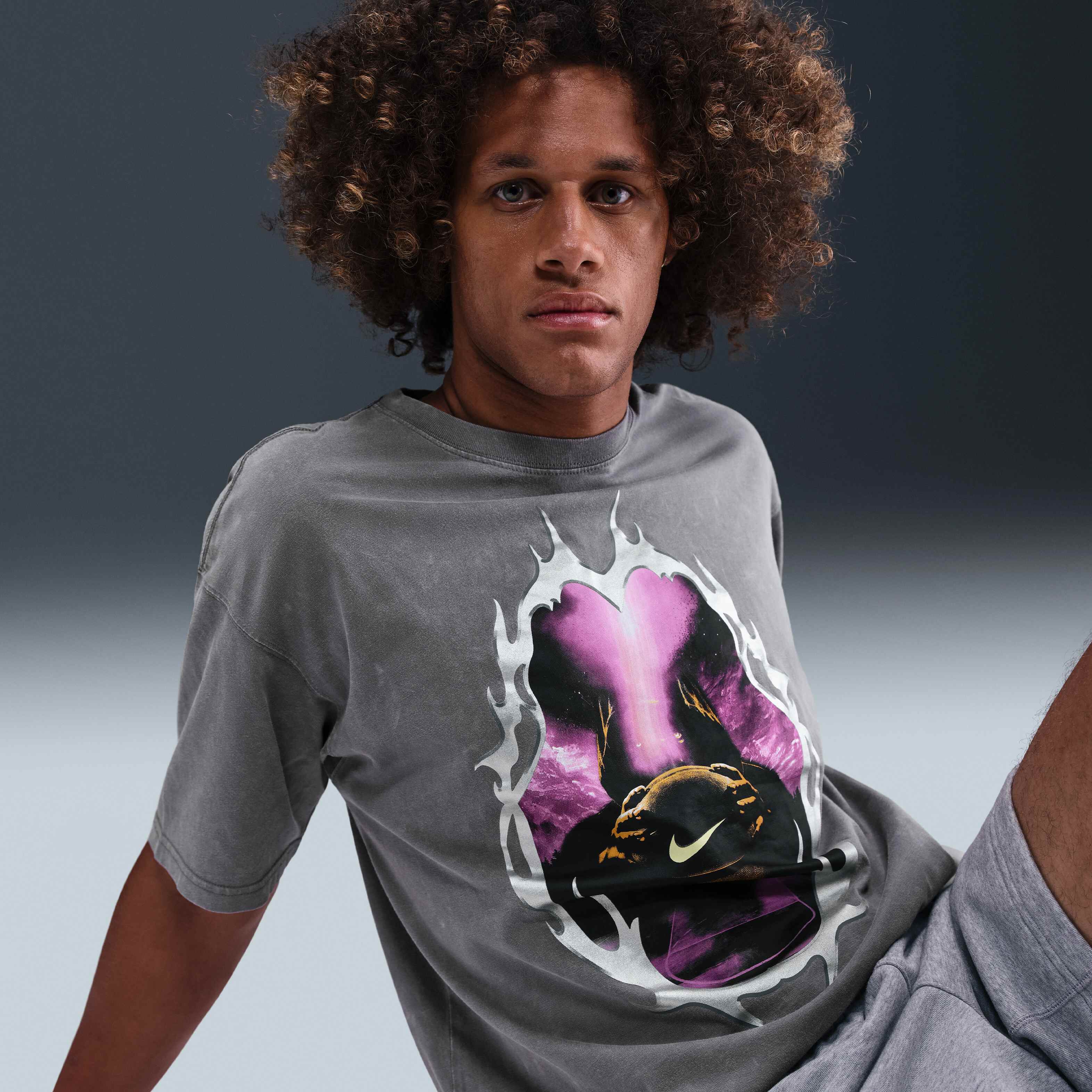 Nike Men's Basketball T-Shirt image number 2