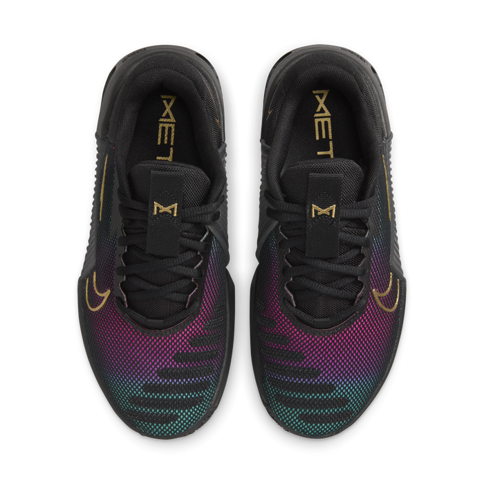 Black and gold nike top metcon