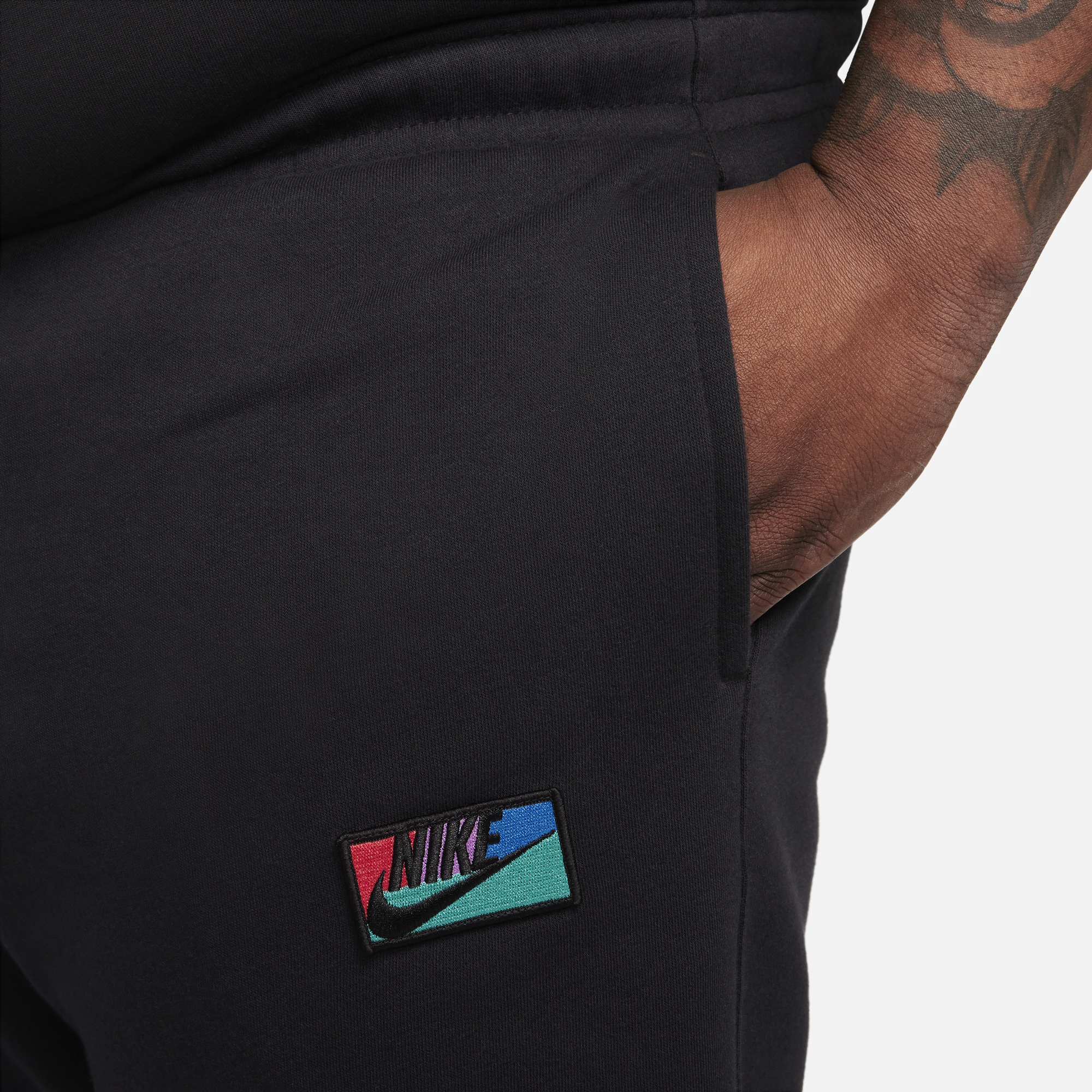 Nike foundation sales black joggers