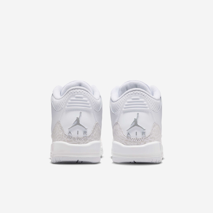 Air Jordan 3 Retro 'Medium Olive' image number 5 Air Jordan 3 Retro 'Medium Olive' image number 5