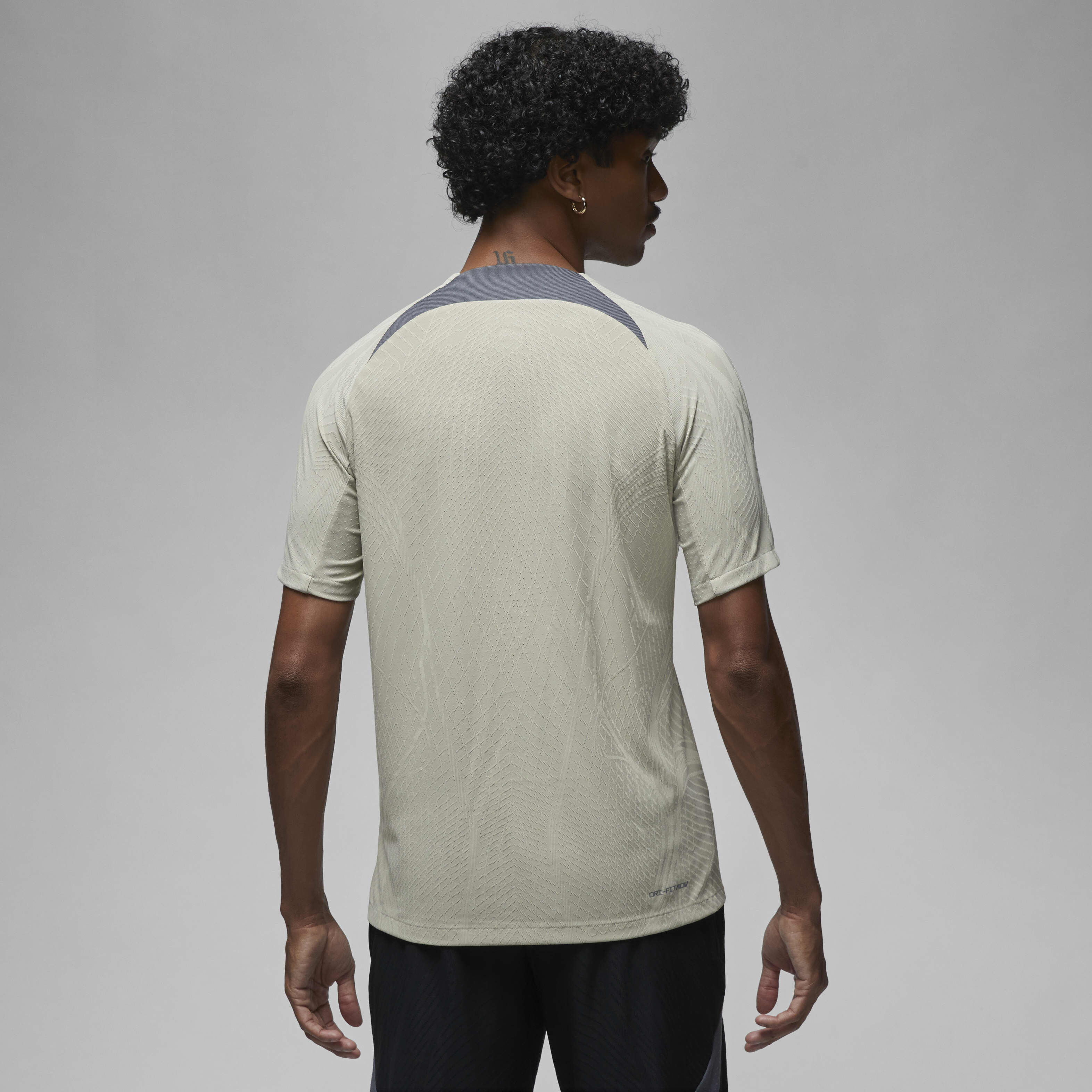 باريس سان جيرمان سترايك ايليت البديل image number 1