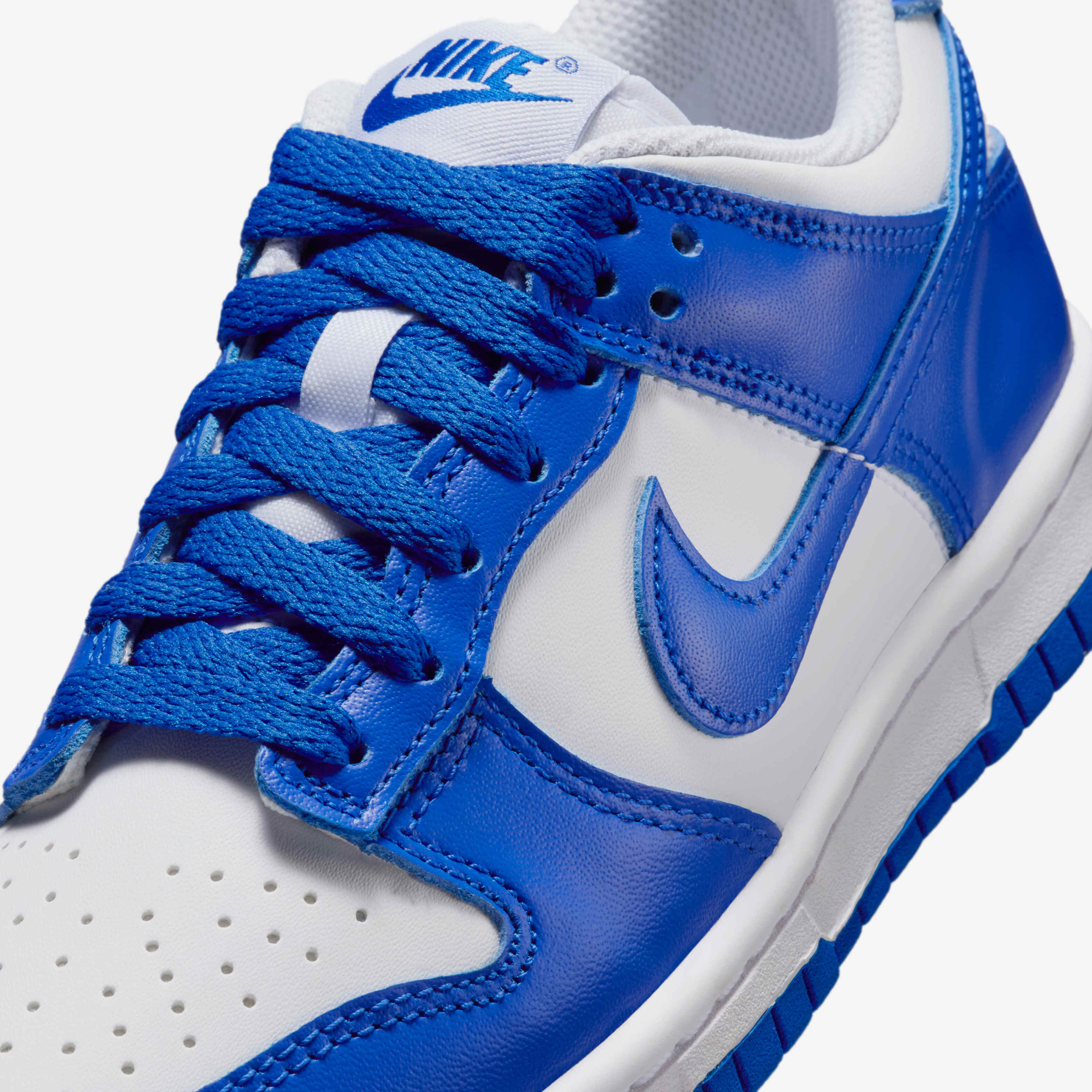 Nike Dunk Low image number 6