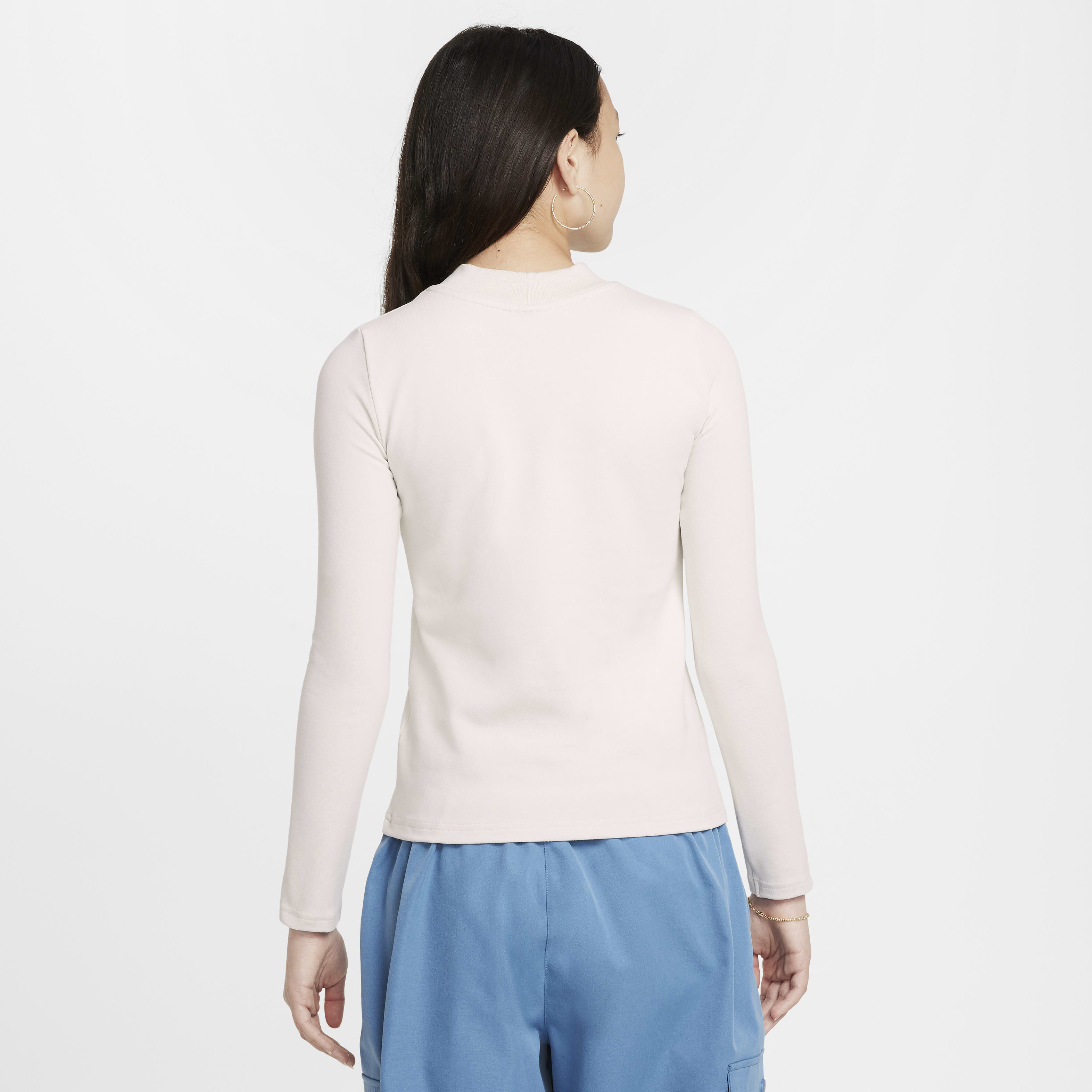 نايكي سبورتسوير image number 1