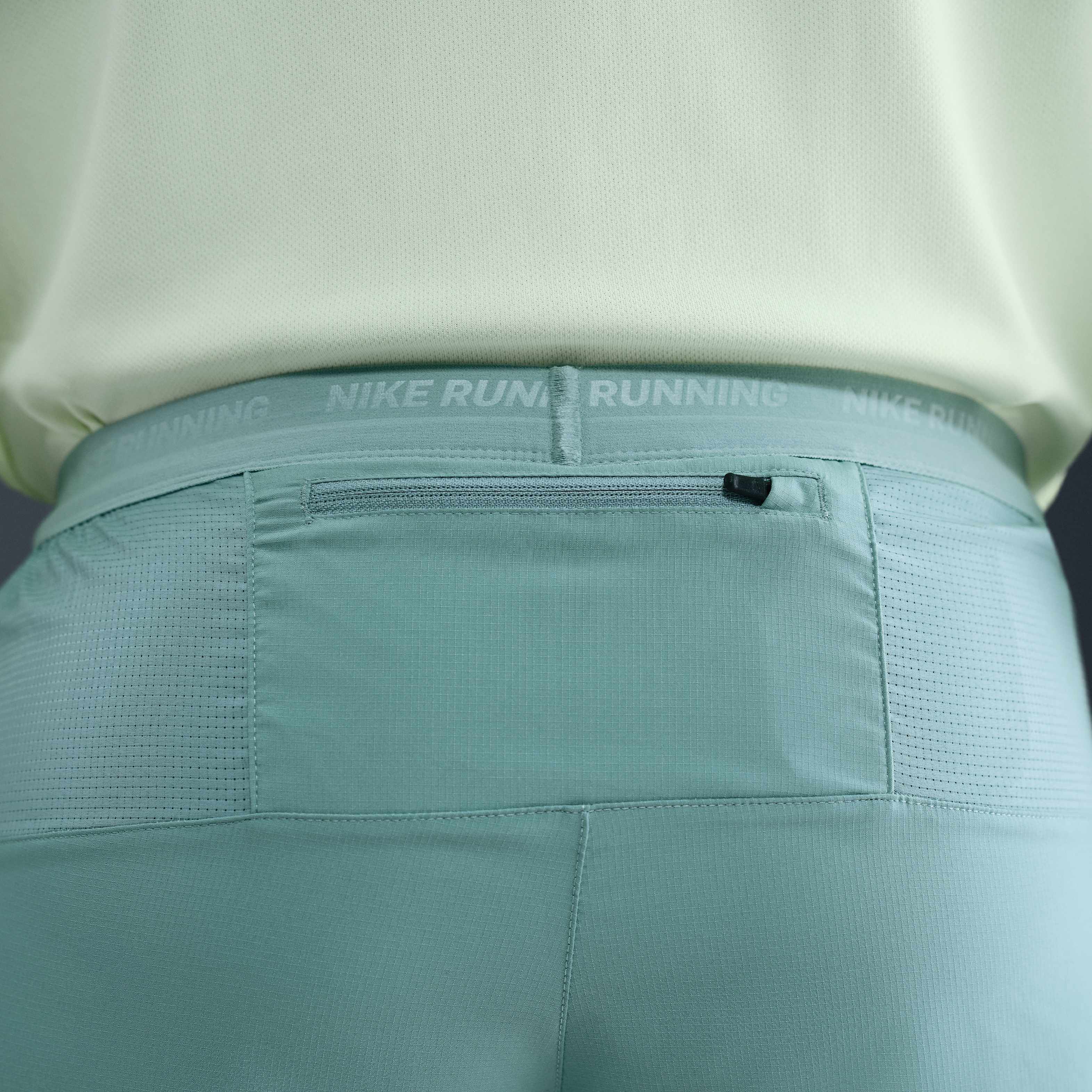 Nike Stride image number 2