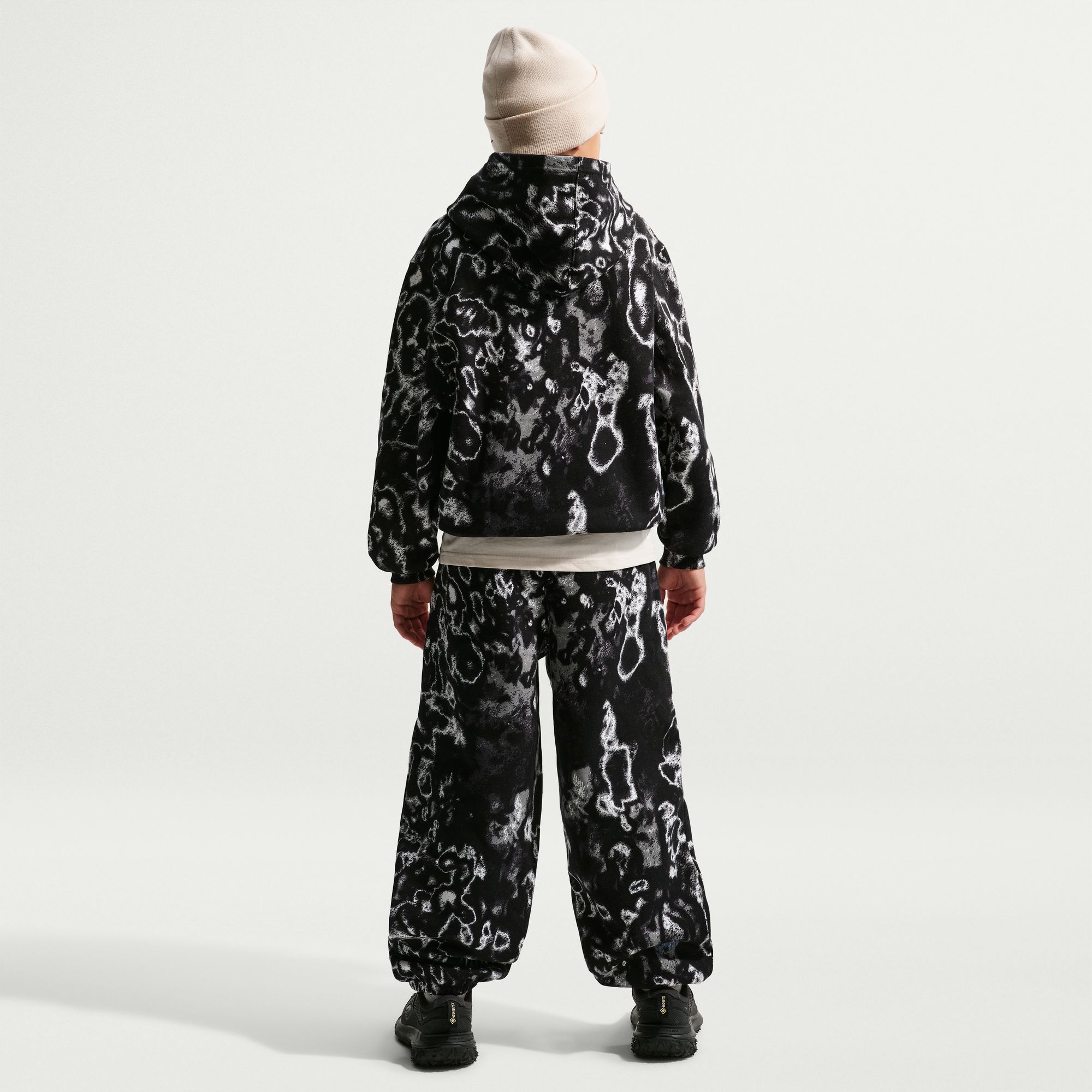 ACG image number 1