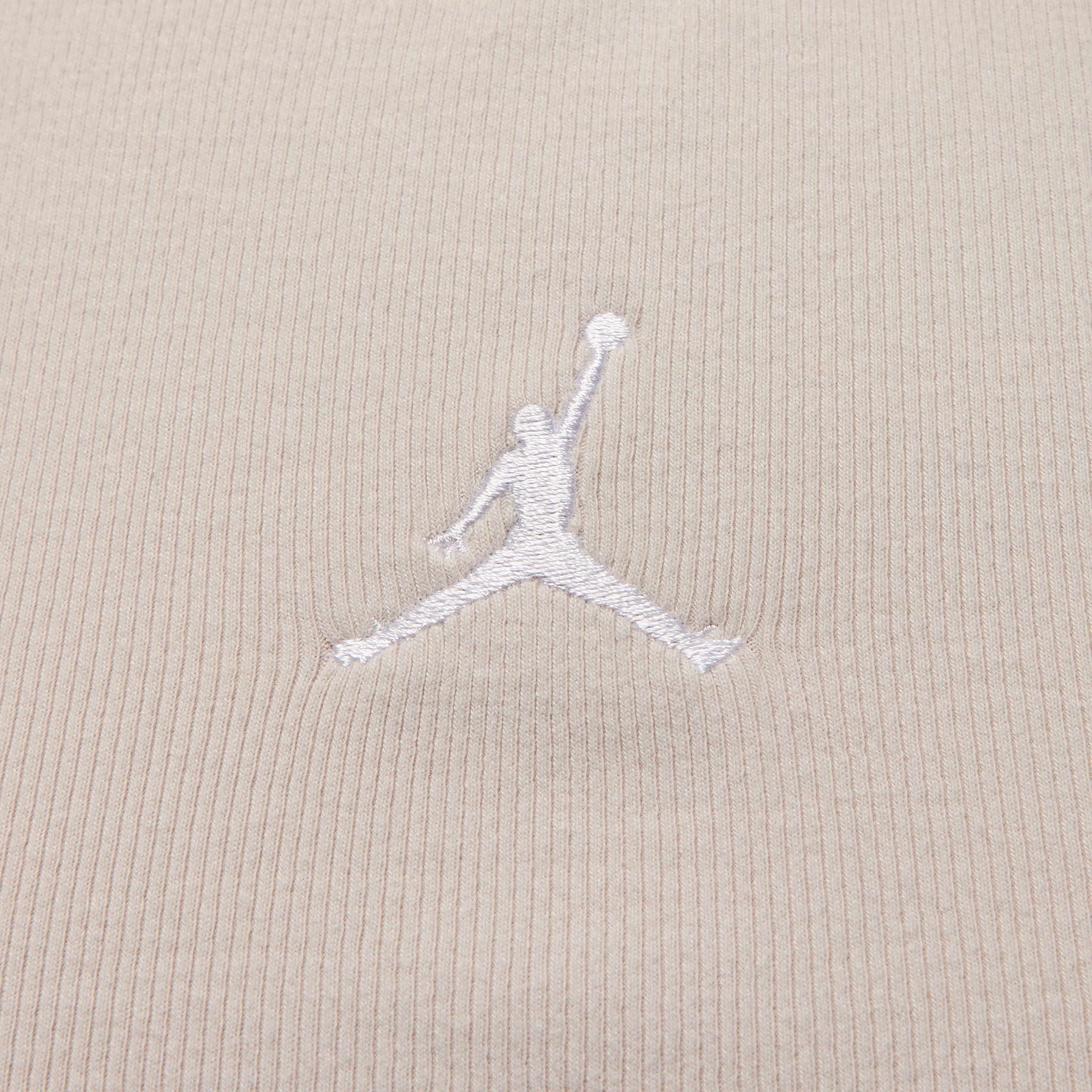Jordan Essentials image number 3