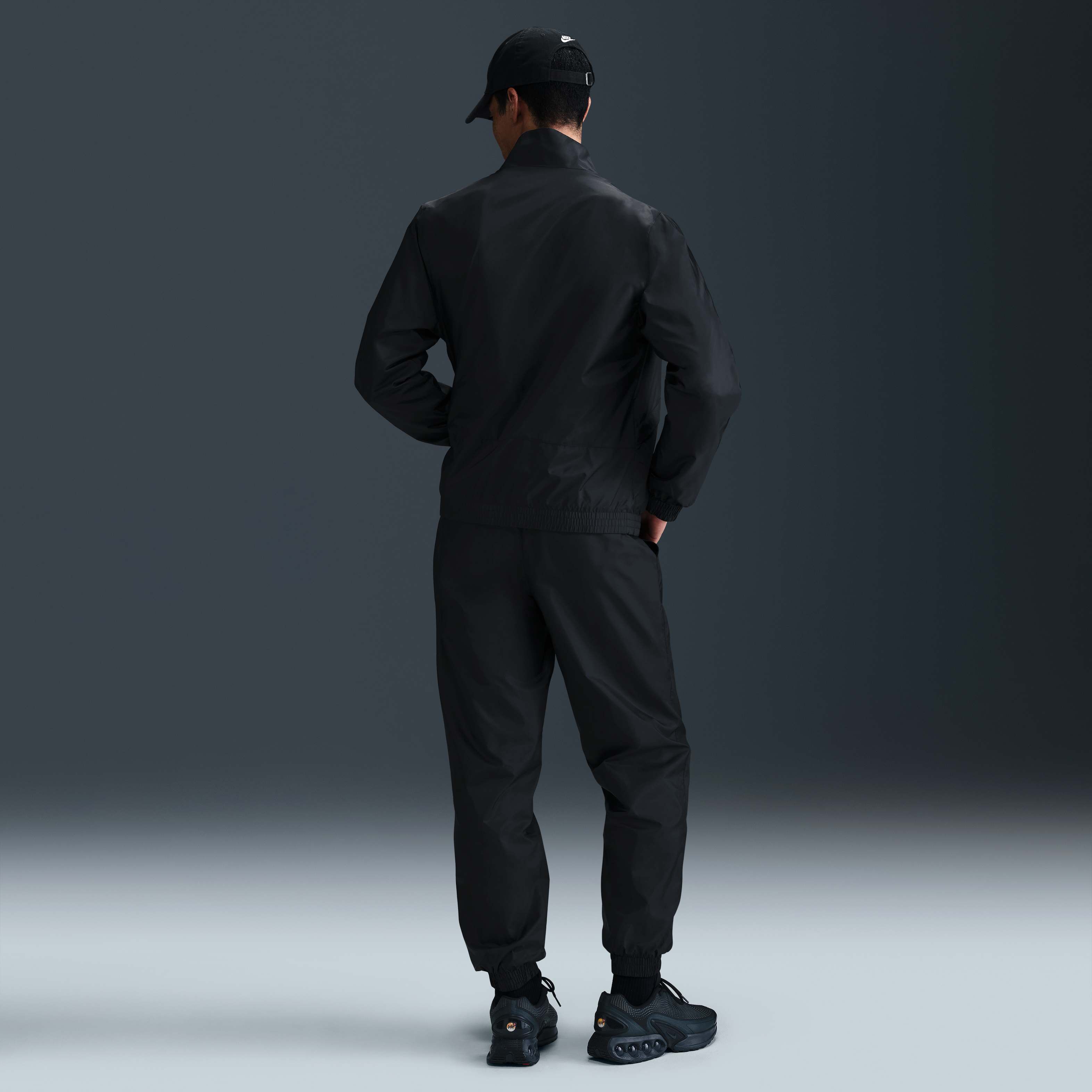 نايكي كلوب image number 4