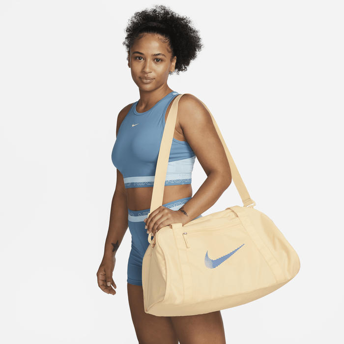 Shop Gym Club Duffel Bag 24L Nike KSA