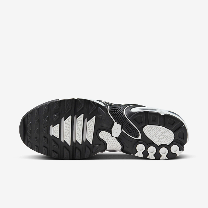 Nike Air Max Plus Drift image number 2 Nike Air Max Plus Drift image number 2