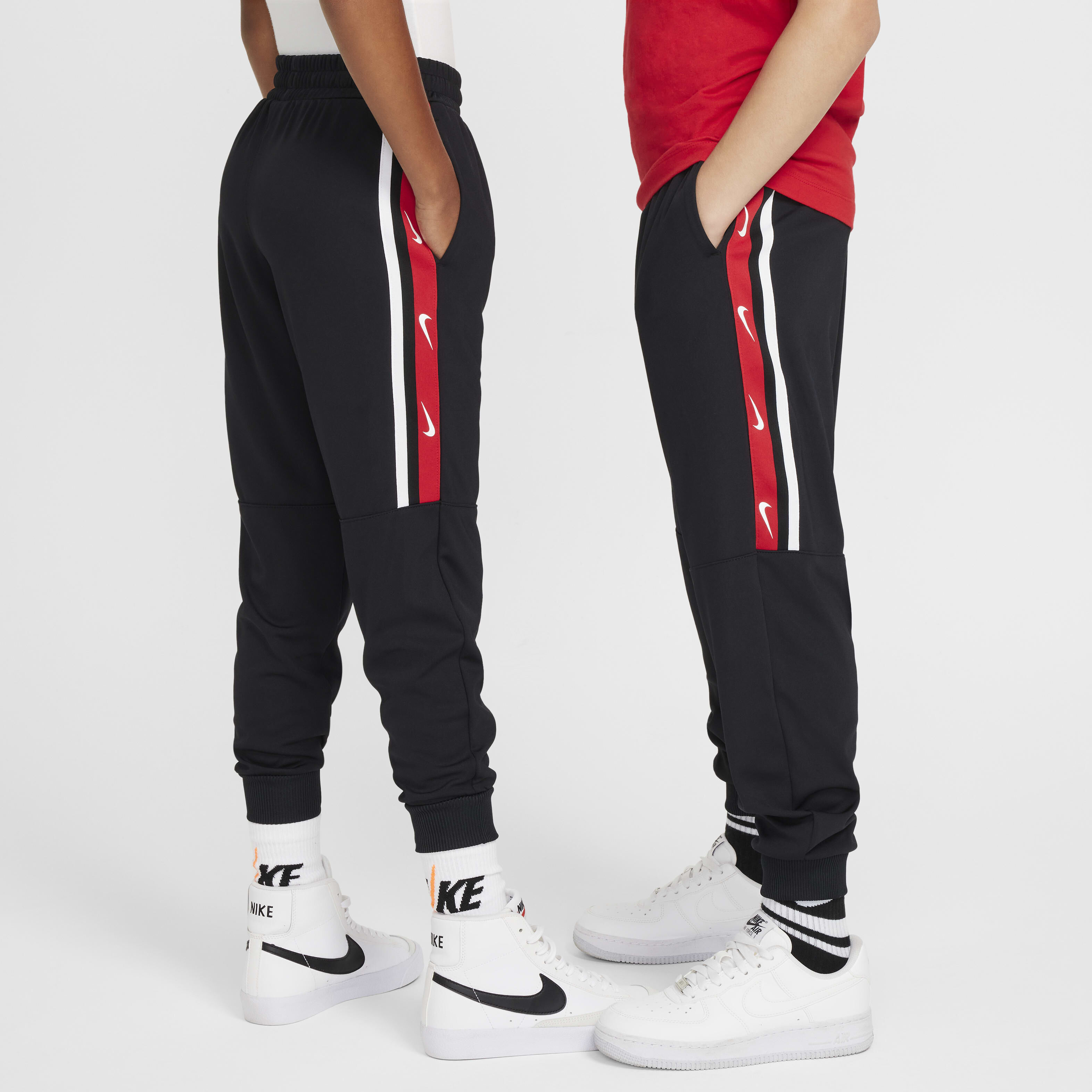Nike Sportswear Club image number 1