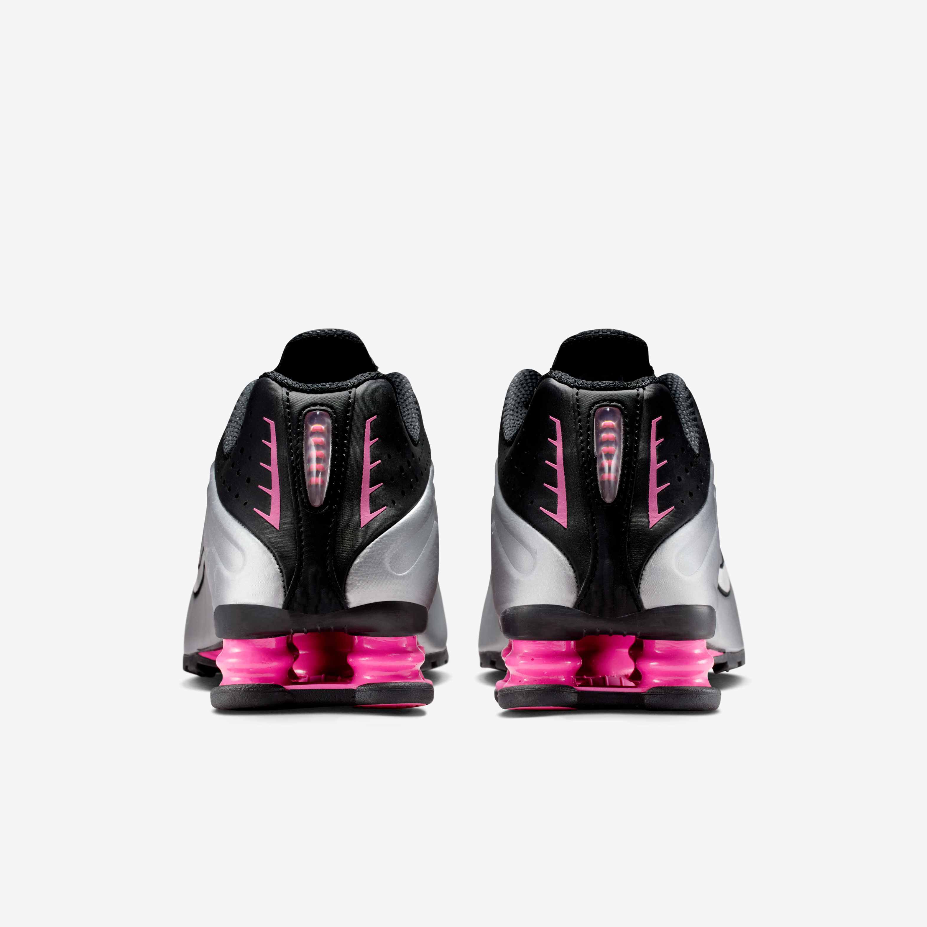 Nike Shox R4 image number 5