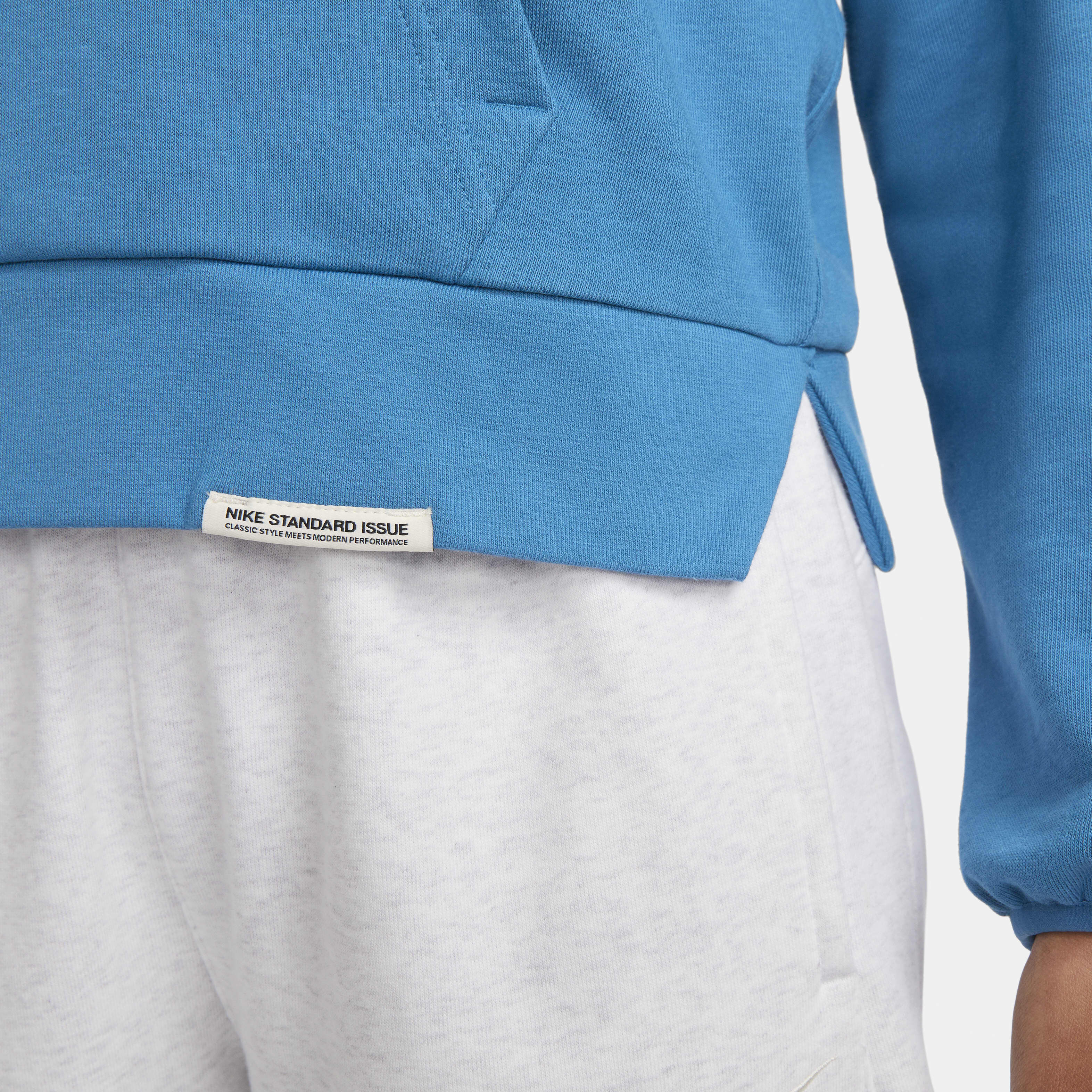 Nike Dri-FIT Swoosh Fly Standard Issue image number 5