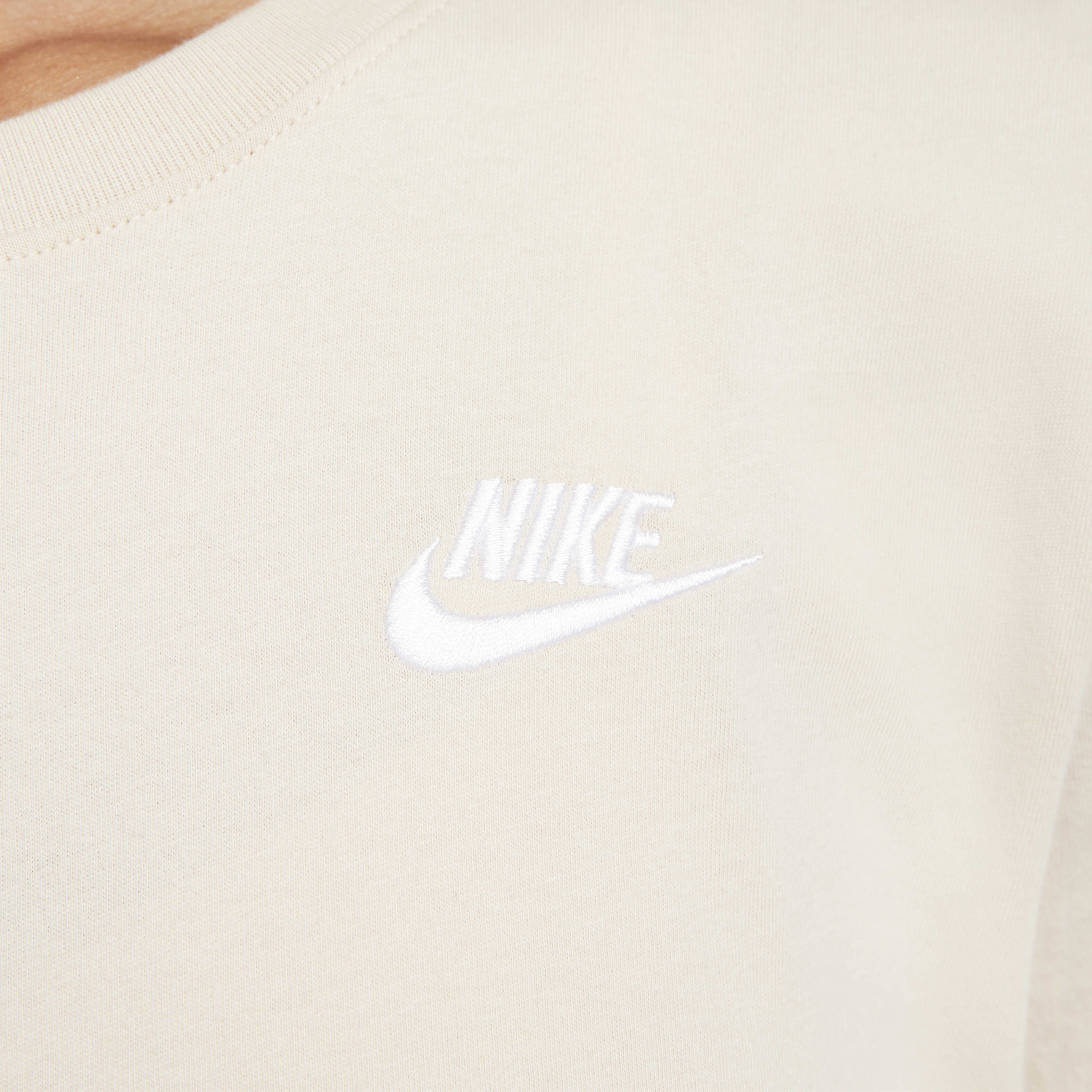 Nike Sportswear Club Essentials image number 3