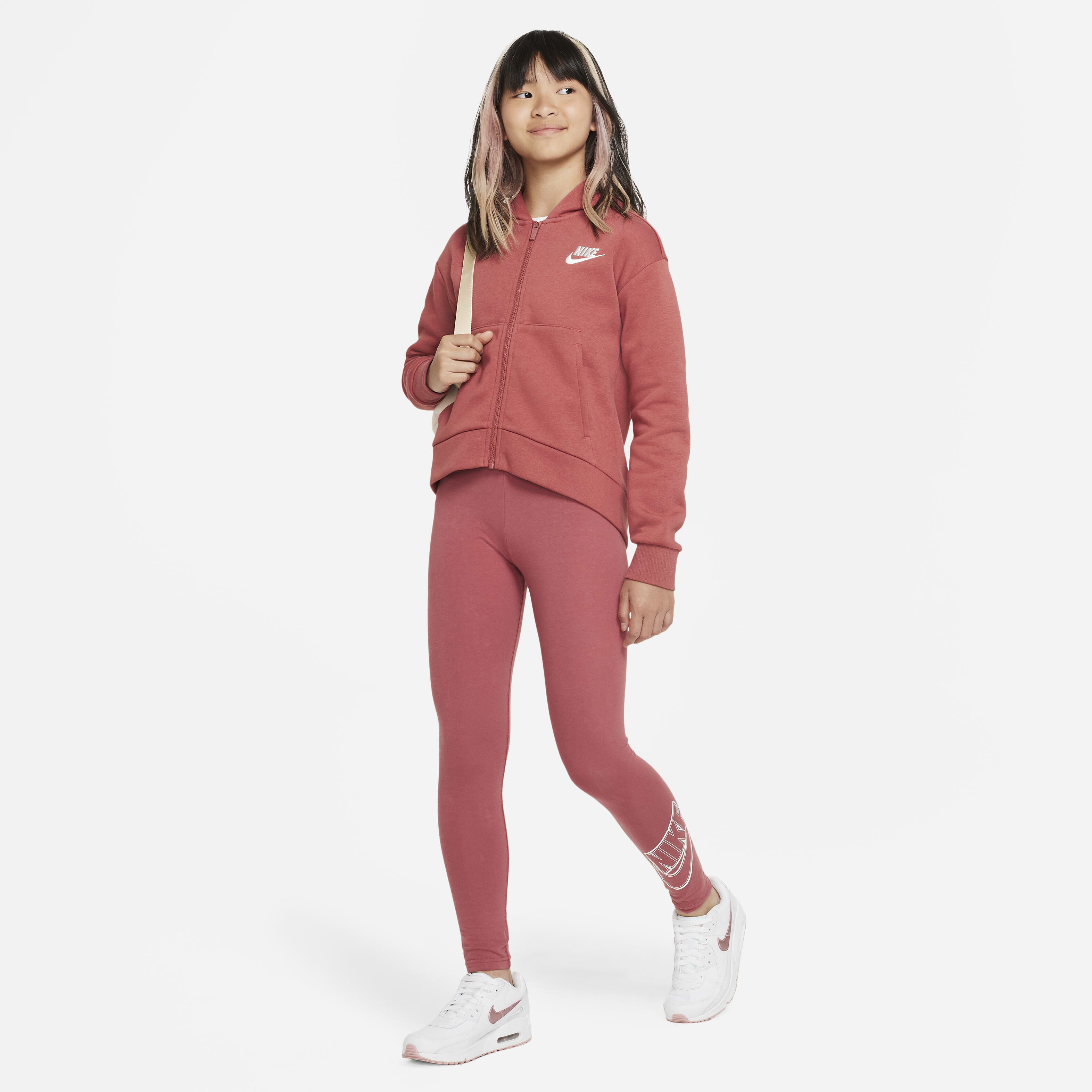 نايكي سبورتسوير فيفوريتس image number 3