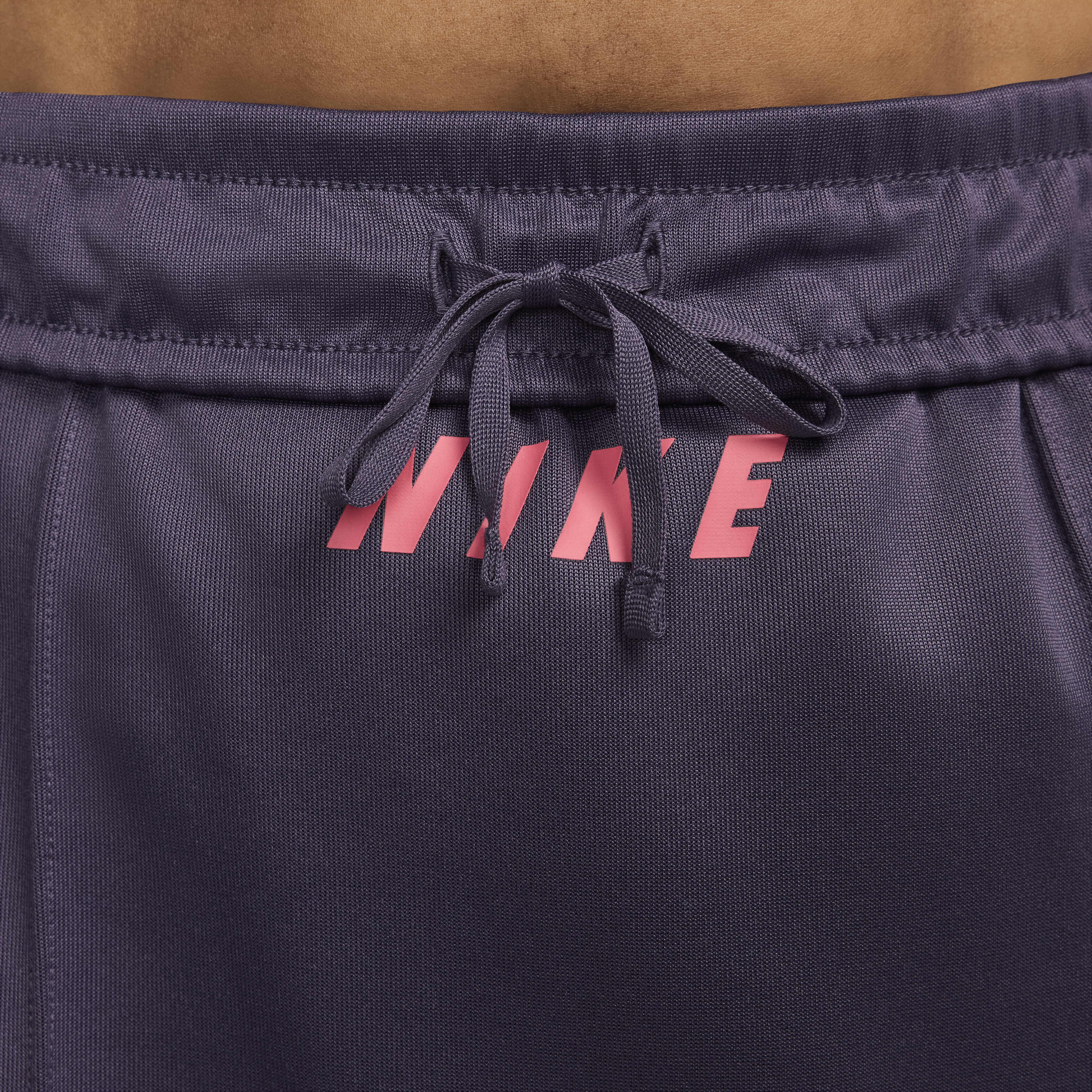 نايكي سبورتسوير image number 2